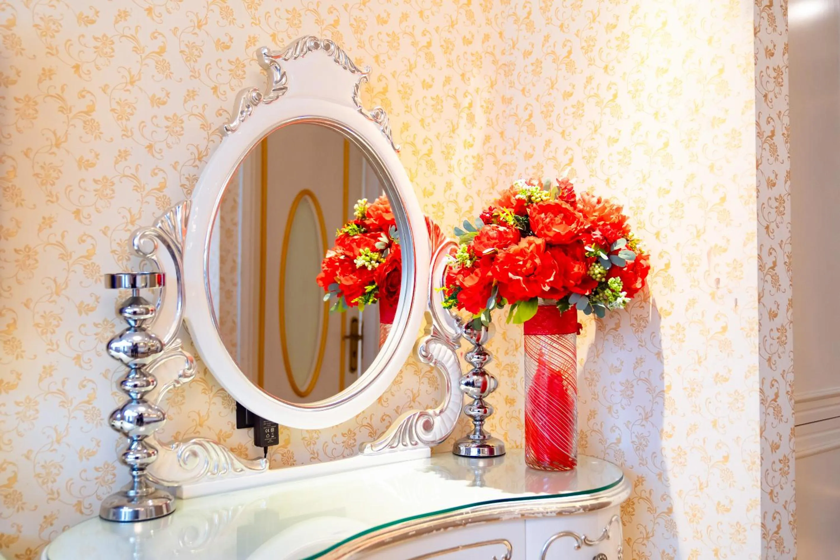 Decorative detail in Hoang Trieu Hotel