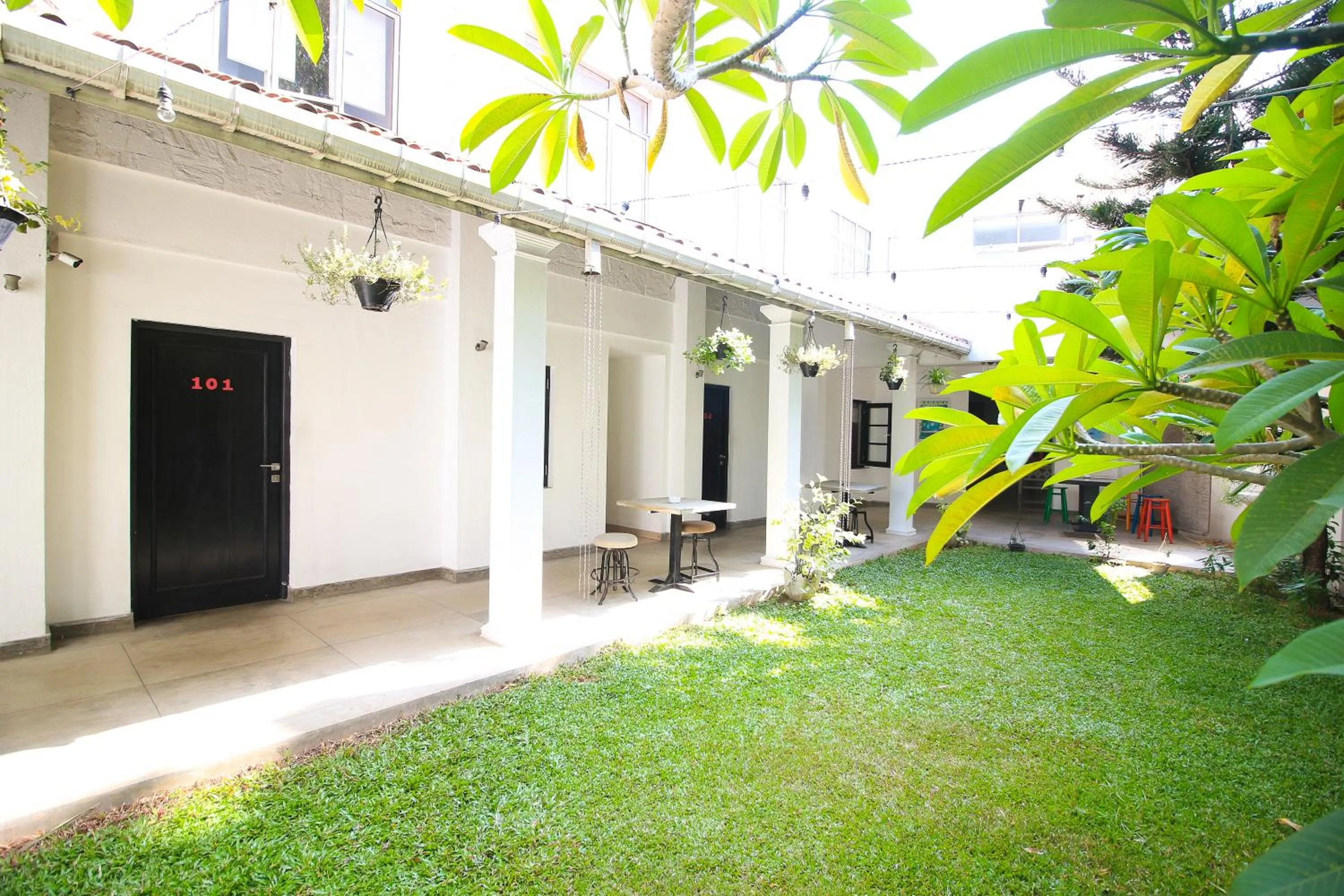 Garden in Clock Inn Dehiwala