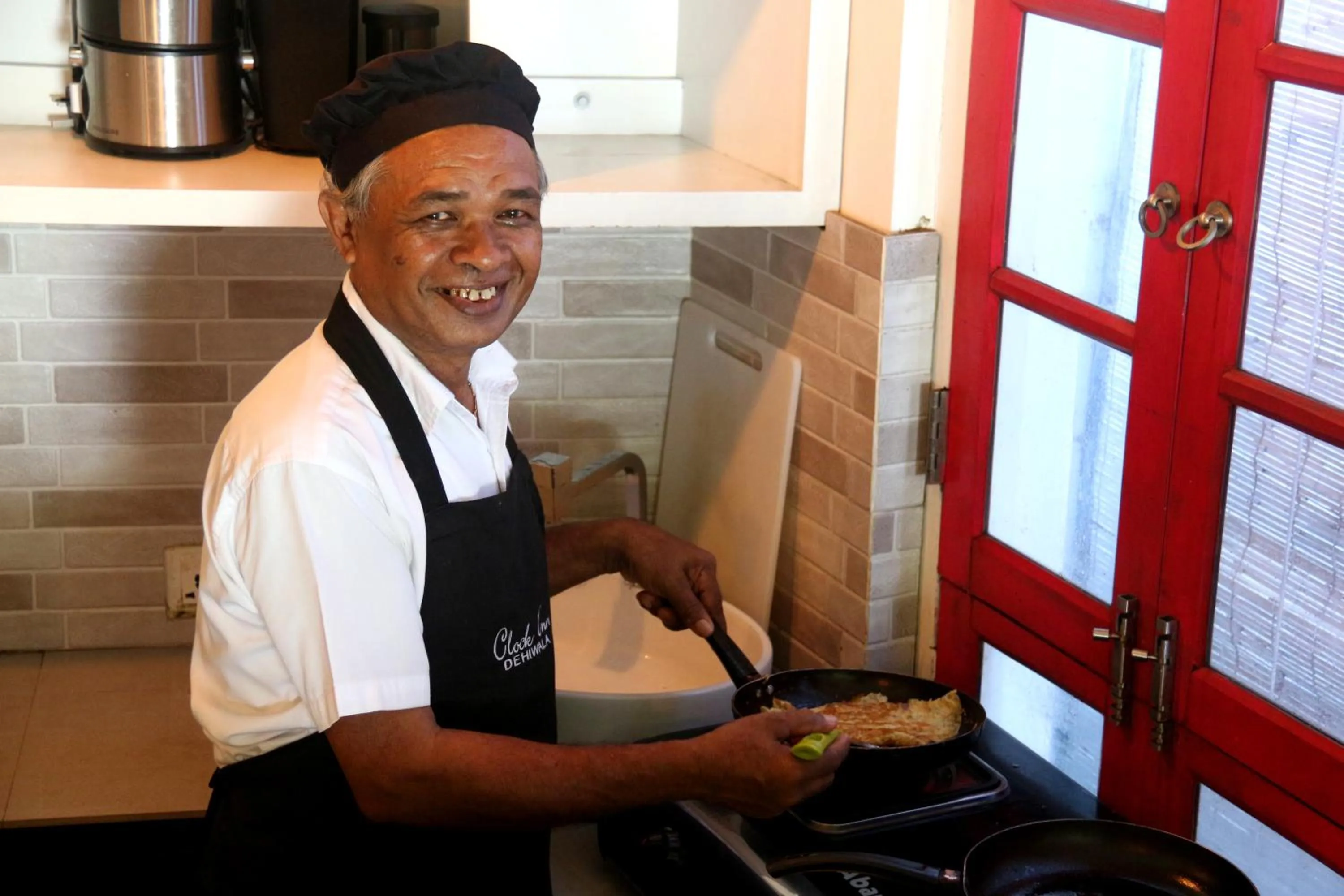 Continental breakfast in Clock Inn Dehiwala