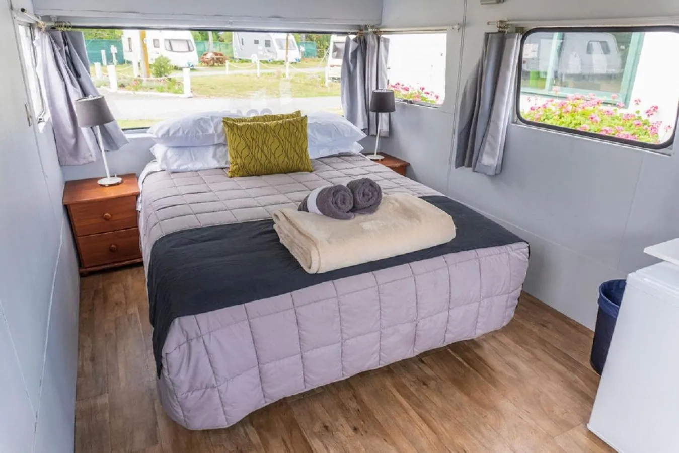 Property building, Bed in Leithfield Beach Holiday Park