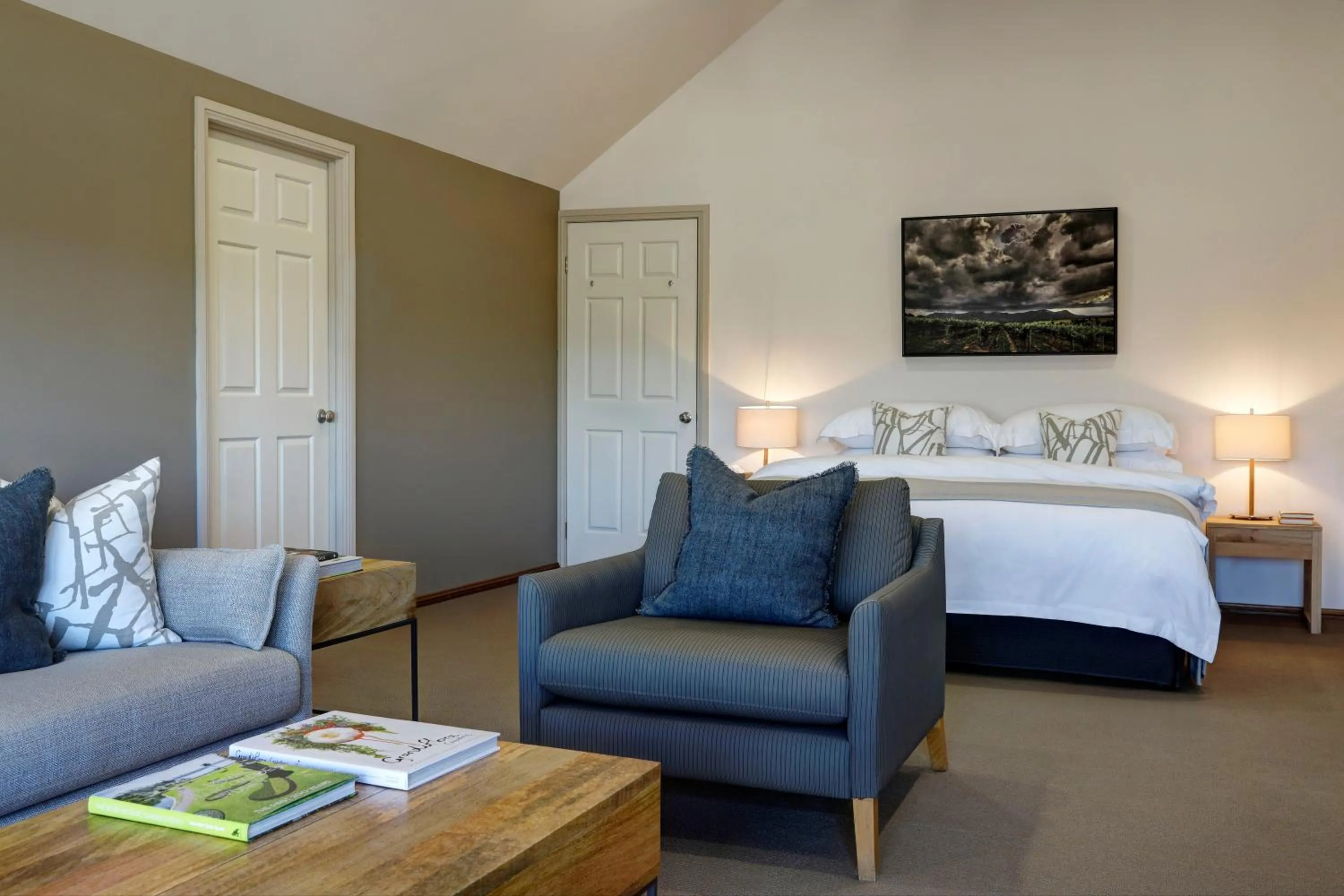 Bedroom, Bed in Spicers Vineyards Estate