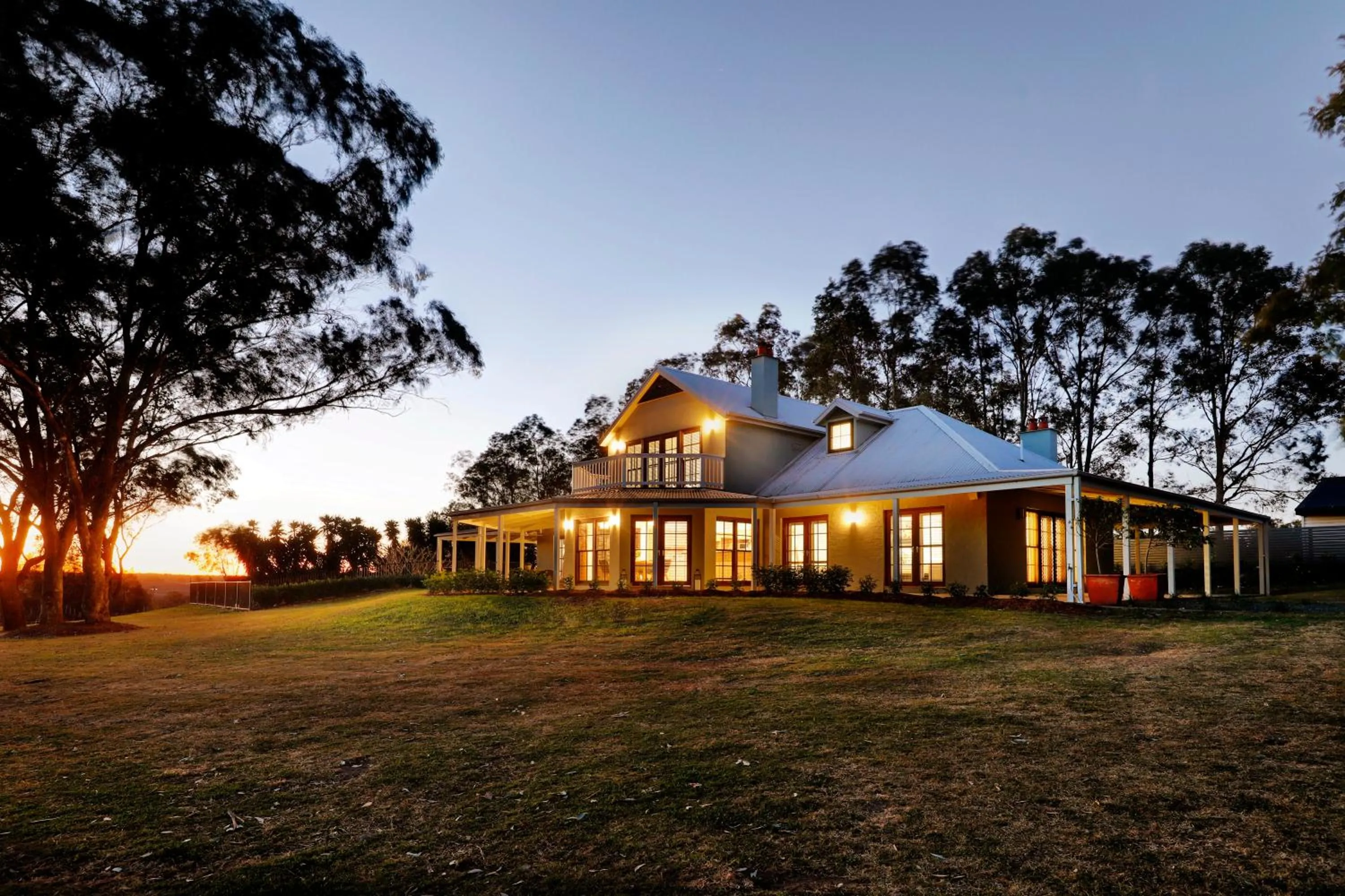 Property building in Spicers Vineyards Estate