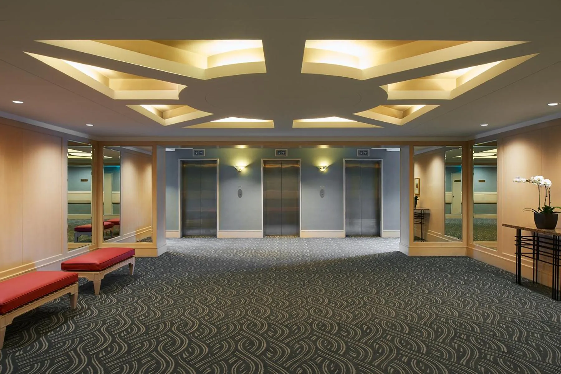 Floor plan in York Hotel