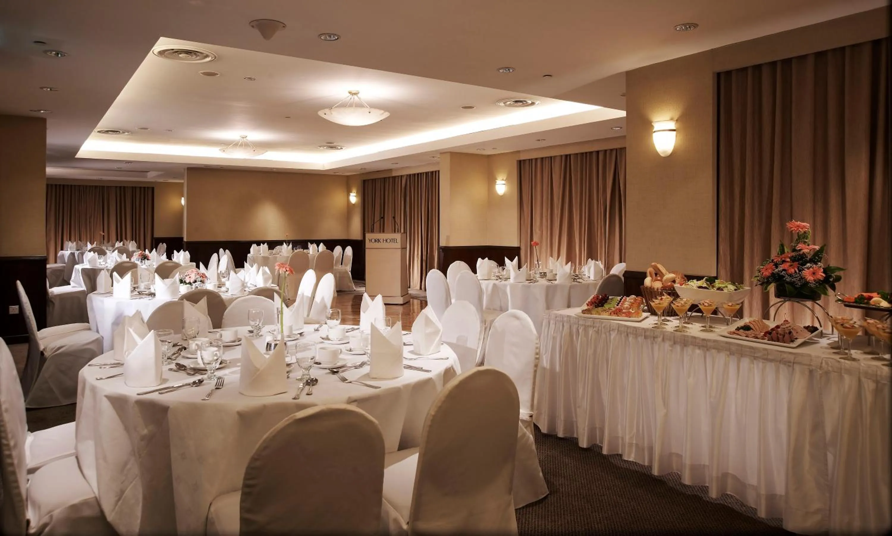 Banquet/Function facilities in York Hotel