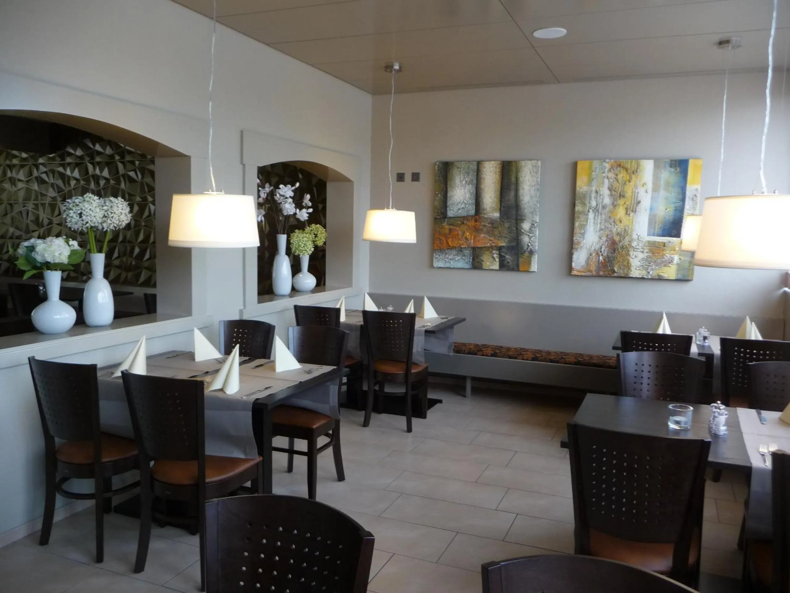 Restaurant/places to eat in Hotel Bahnhof