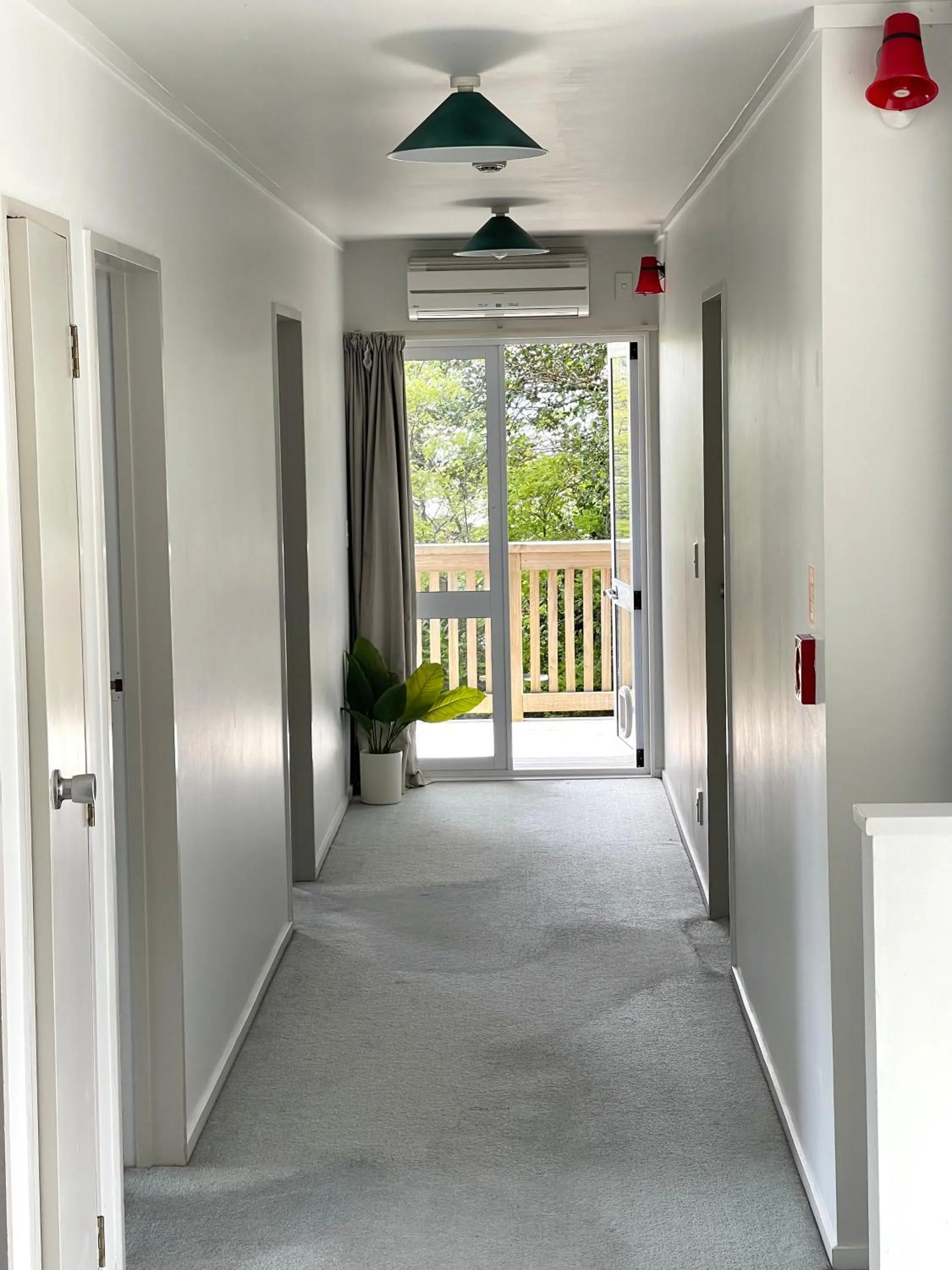 Howard's Mountain Lodge