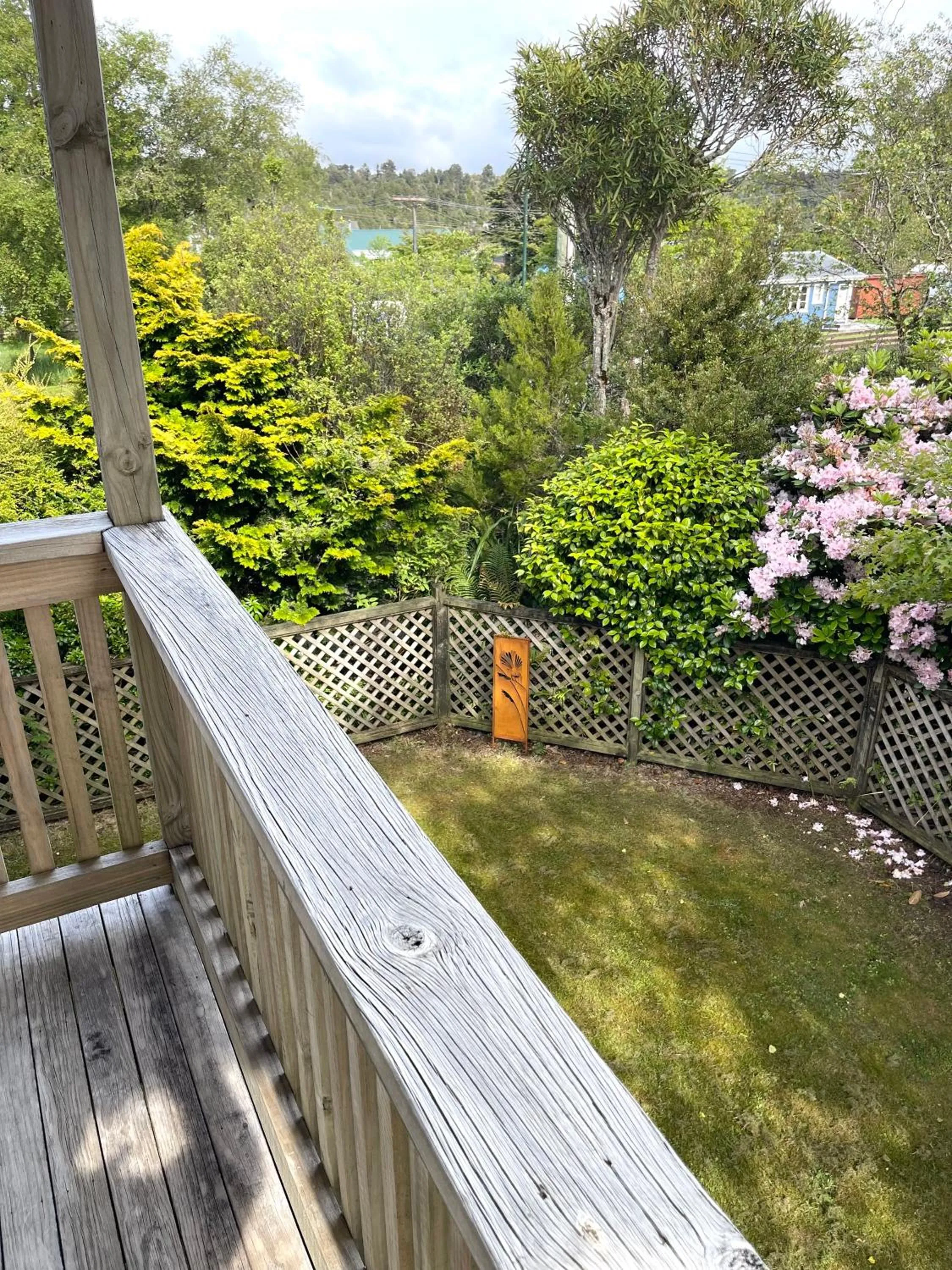 Howard's Mountain Lodge