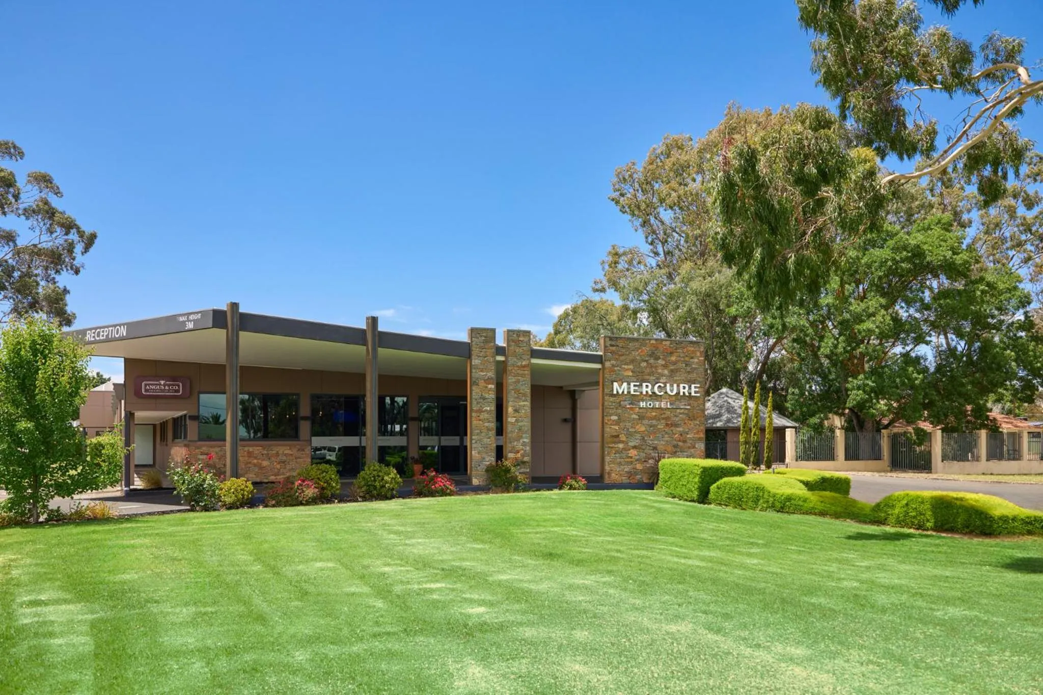 Property building in Mercure Barossa Valley