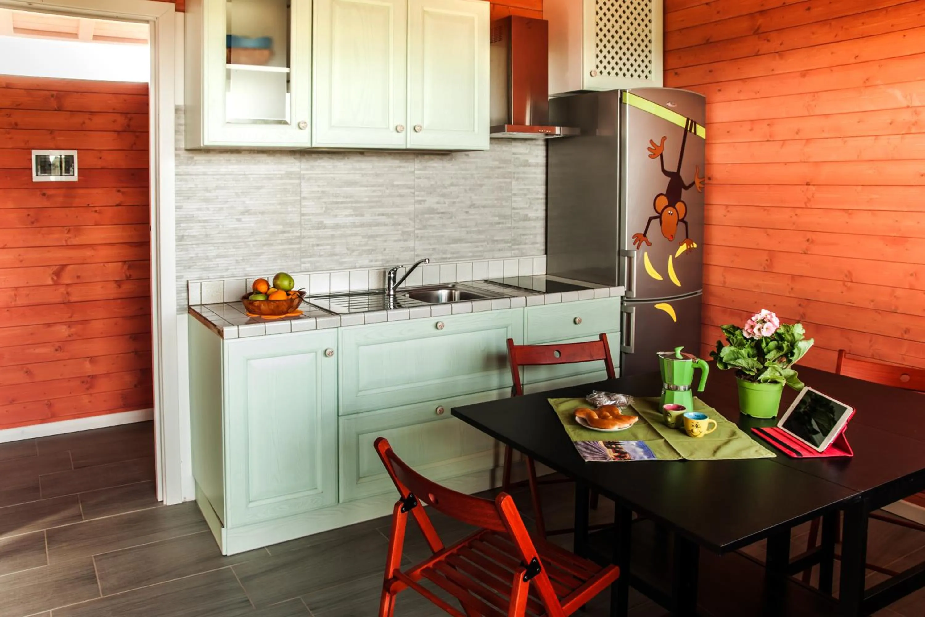 Kitchen or kitchenette in Mandorleo