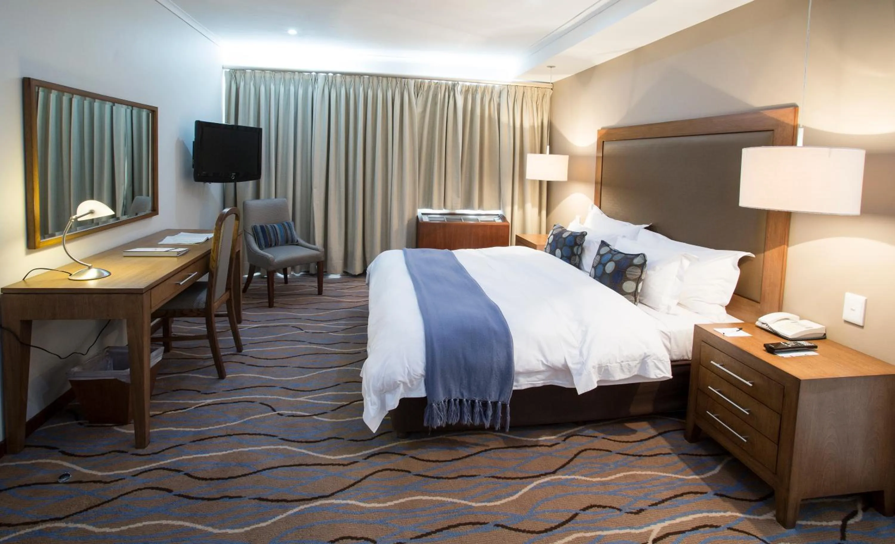 Deluxe King Room - single occupancy in The Centurion Hotel