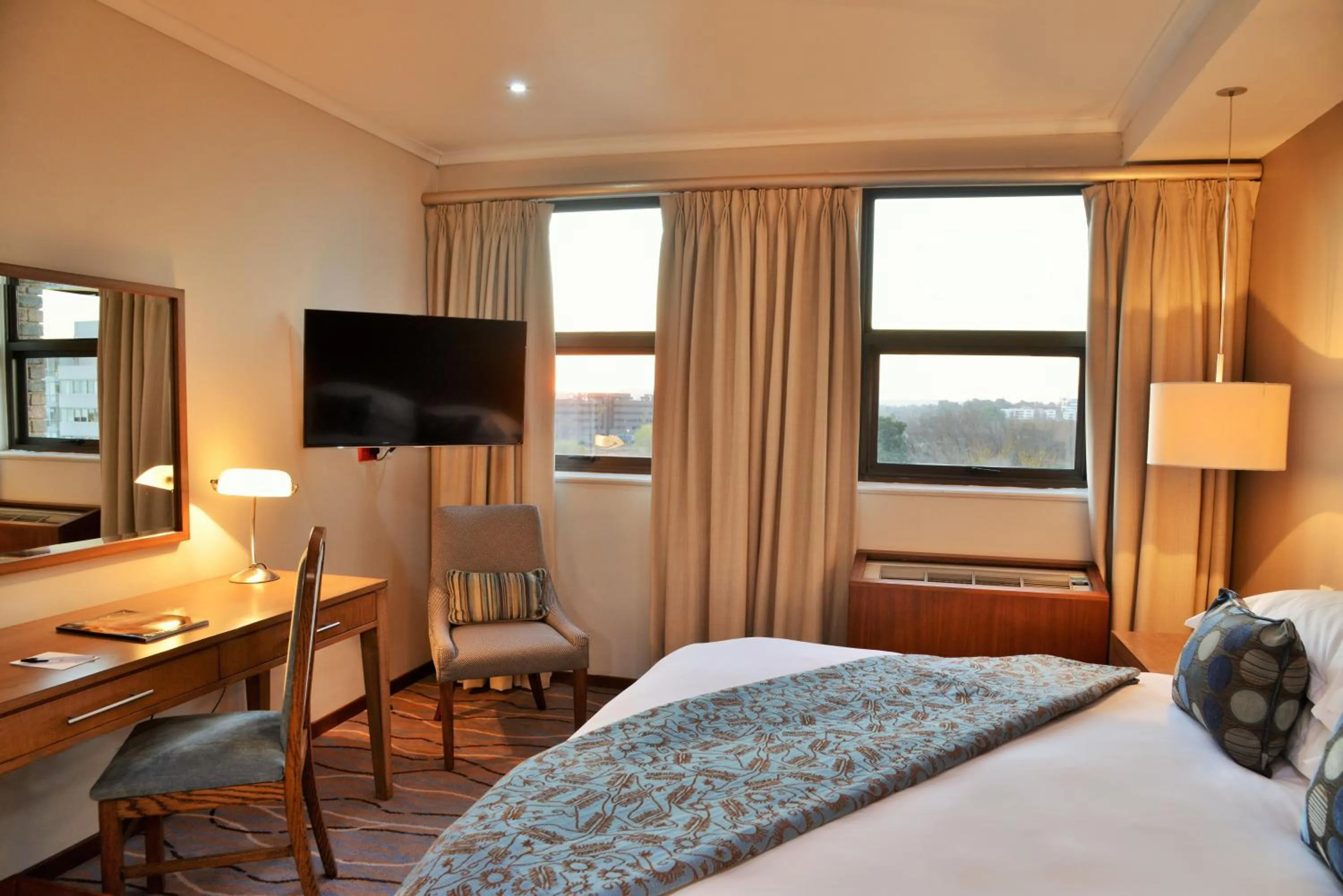 Bed in The Centurion Hotel