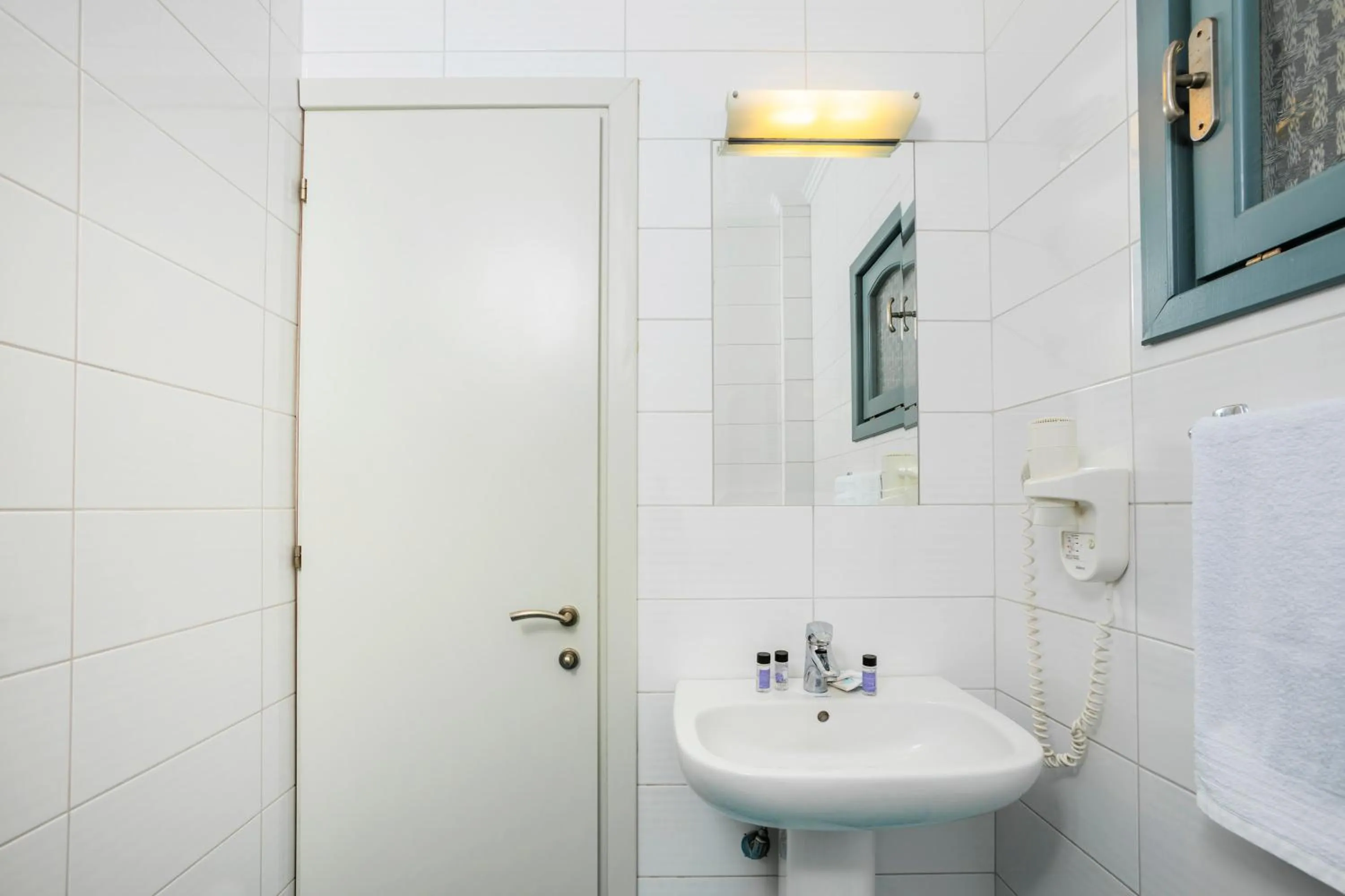 Bathroom in Hotel Hanioti Village Spa