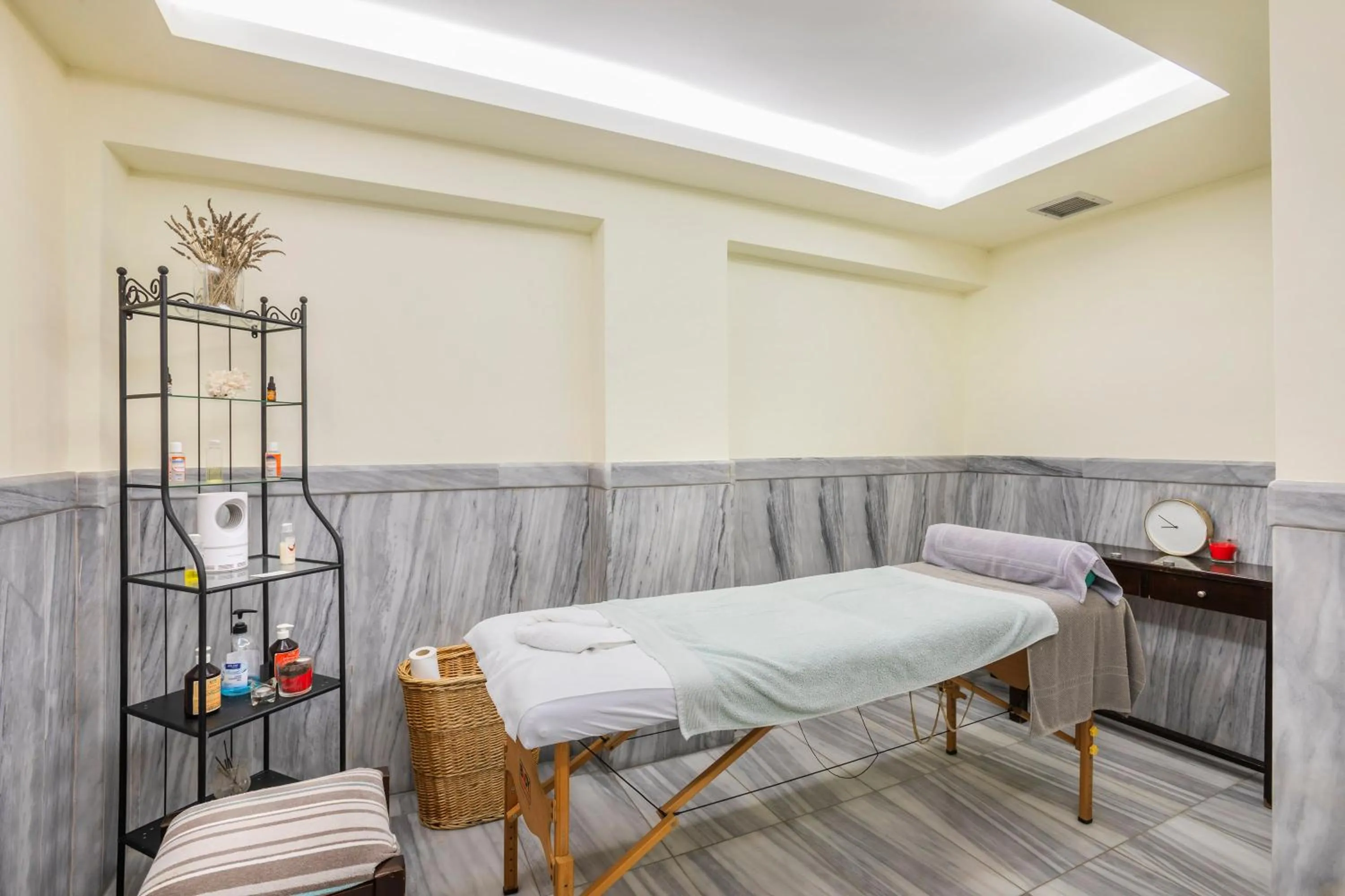 Spa and wellness centre/facilities in Hotel Hanioti Village Spa