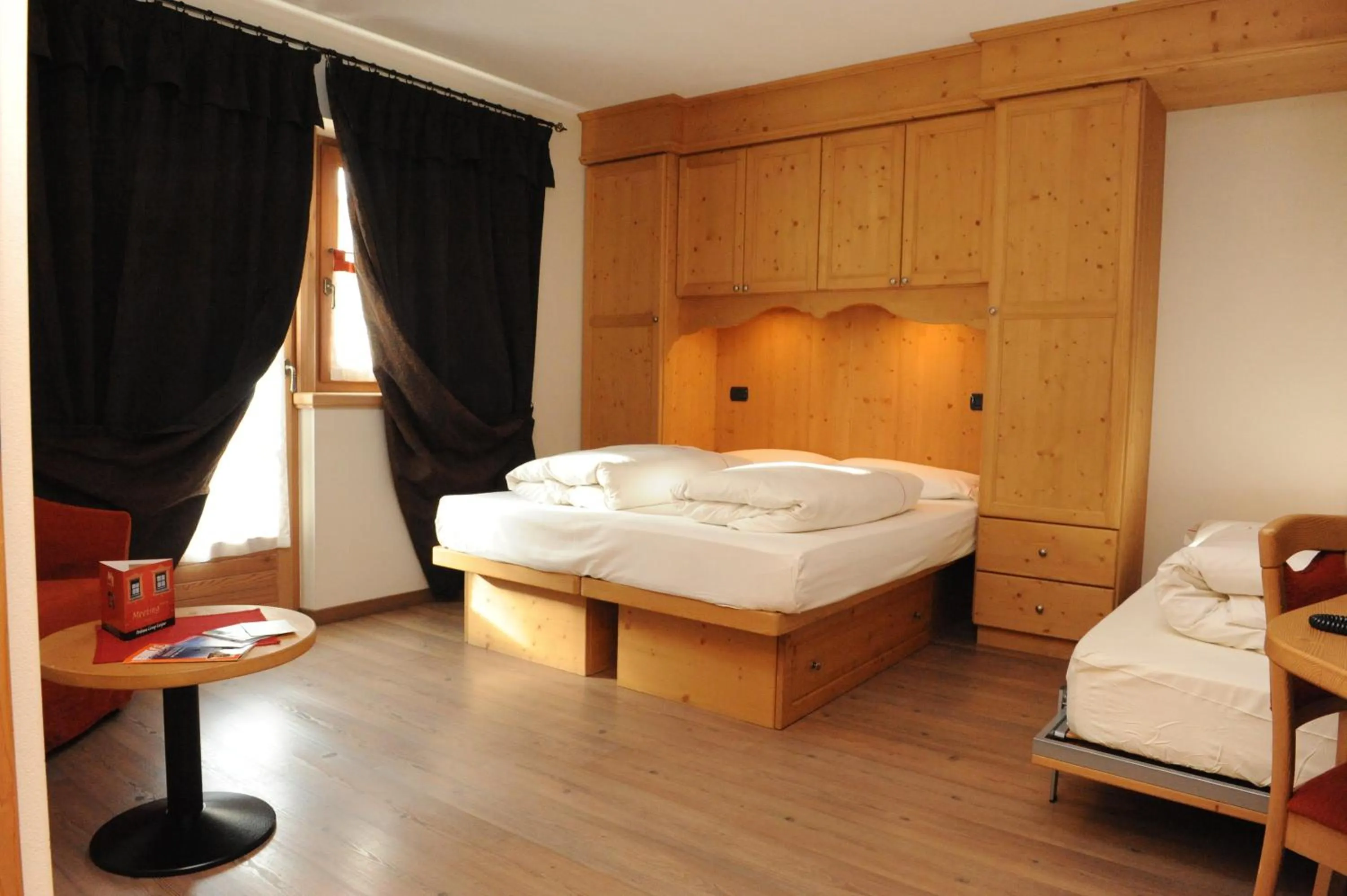 Bedroom, Bed in Hotel Meeting