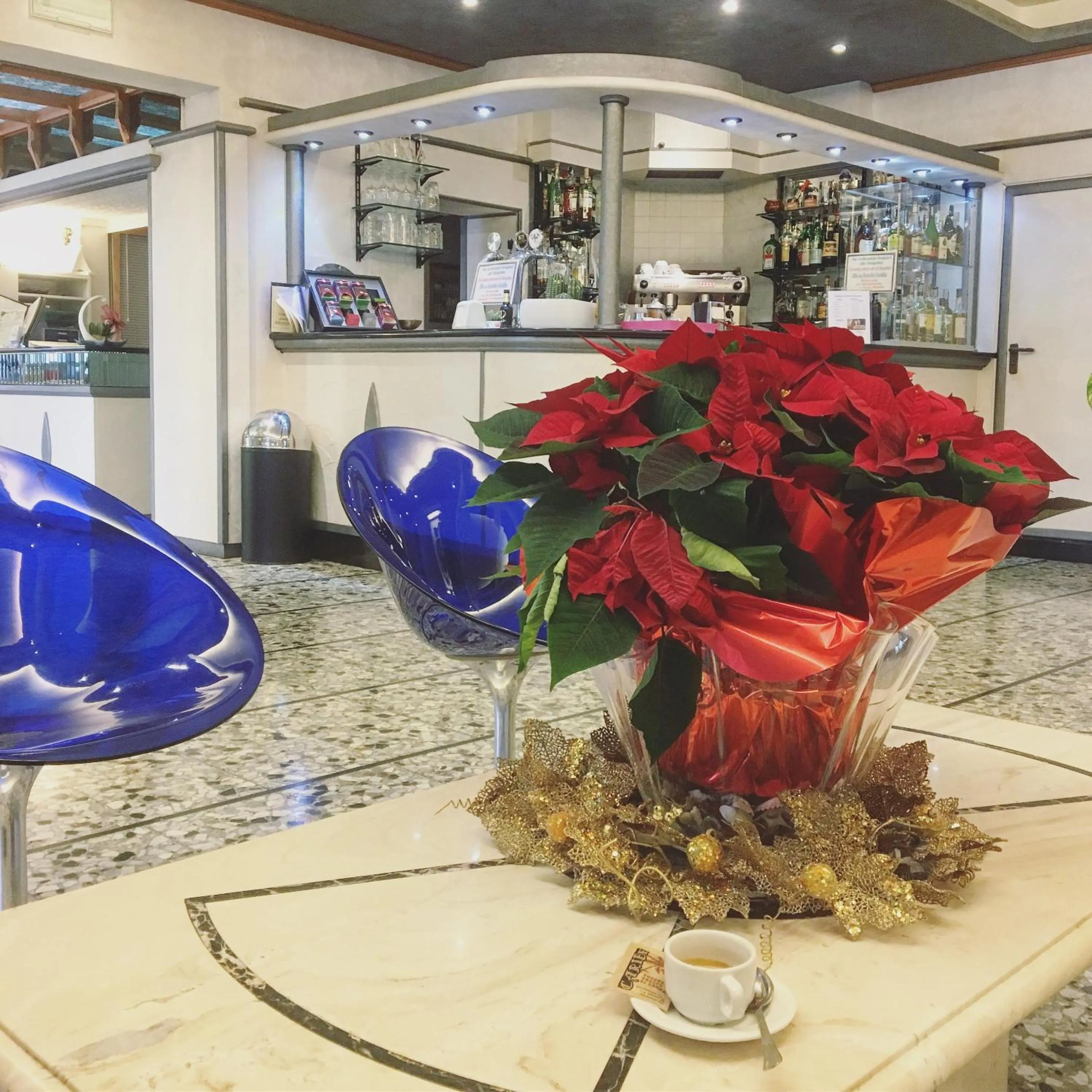 Communal lounge/ TV room in Hotel Bixio