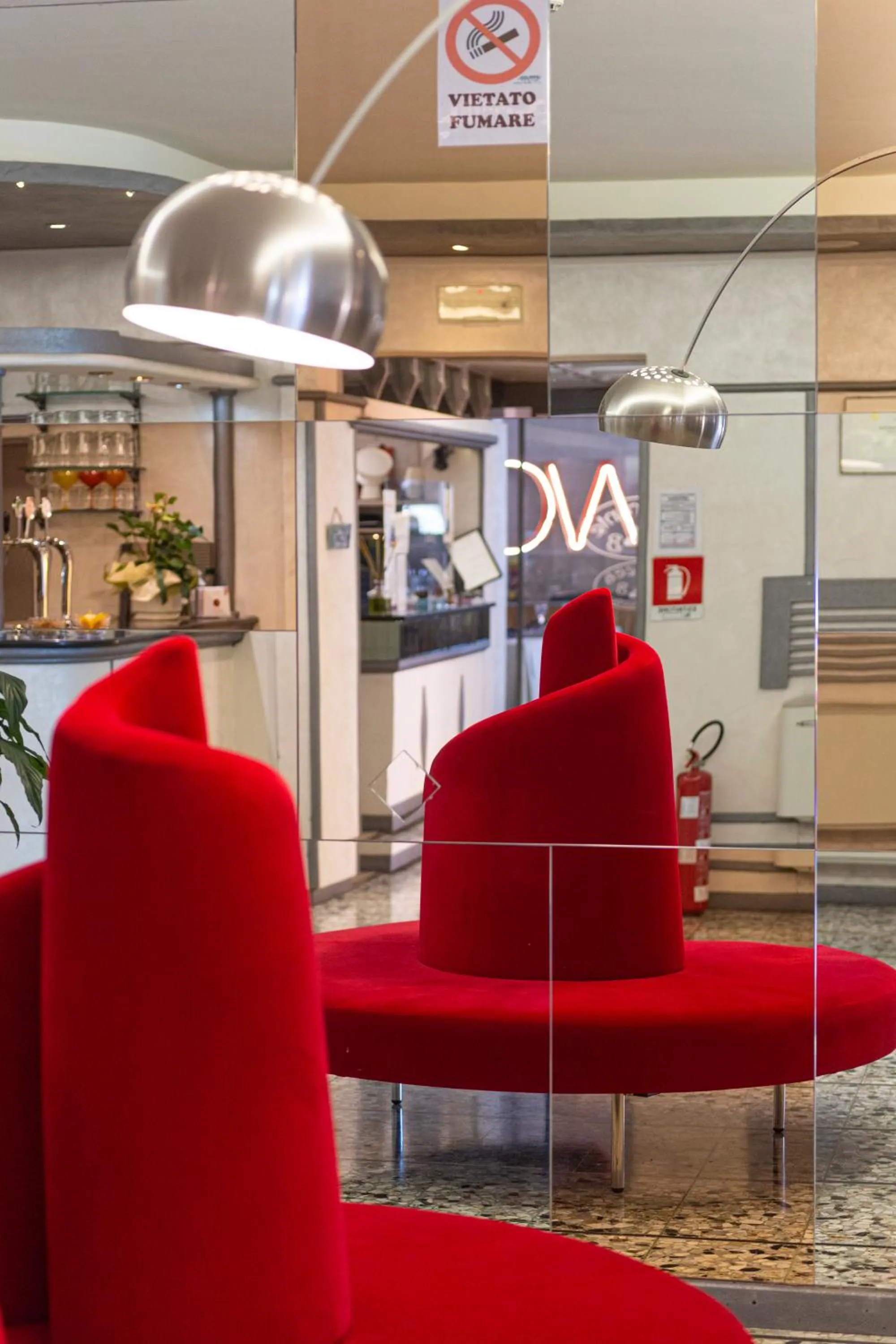 Lobby or reception in Hotel Bixio