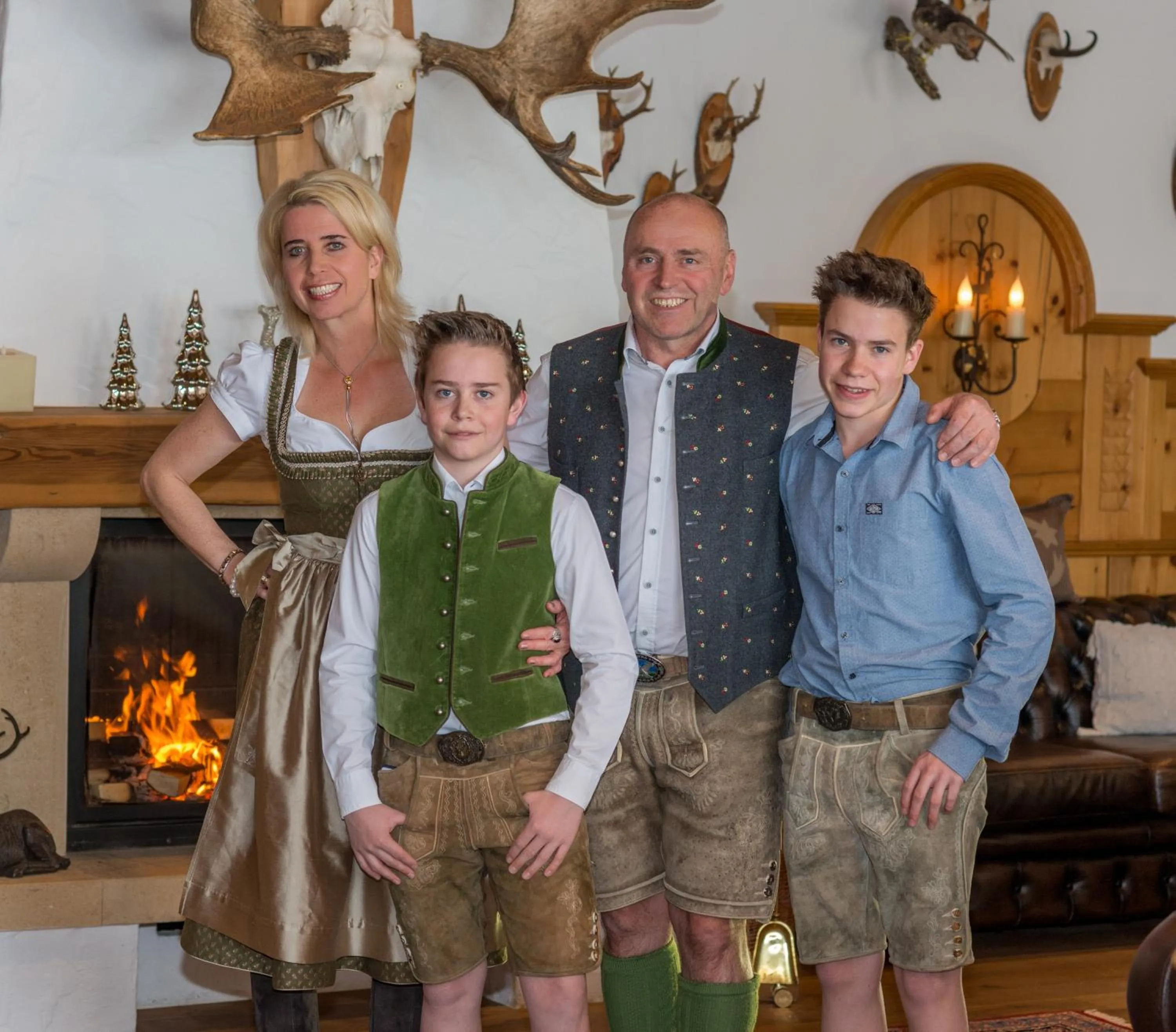 Family in Hotel Almschlössl & Schrotteralm