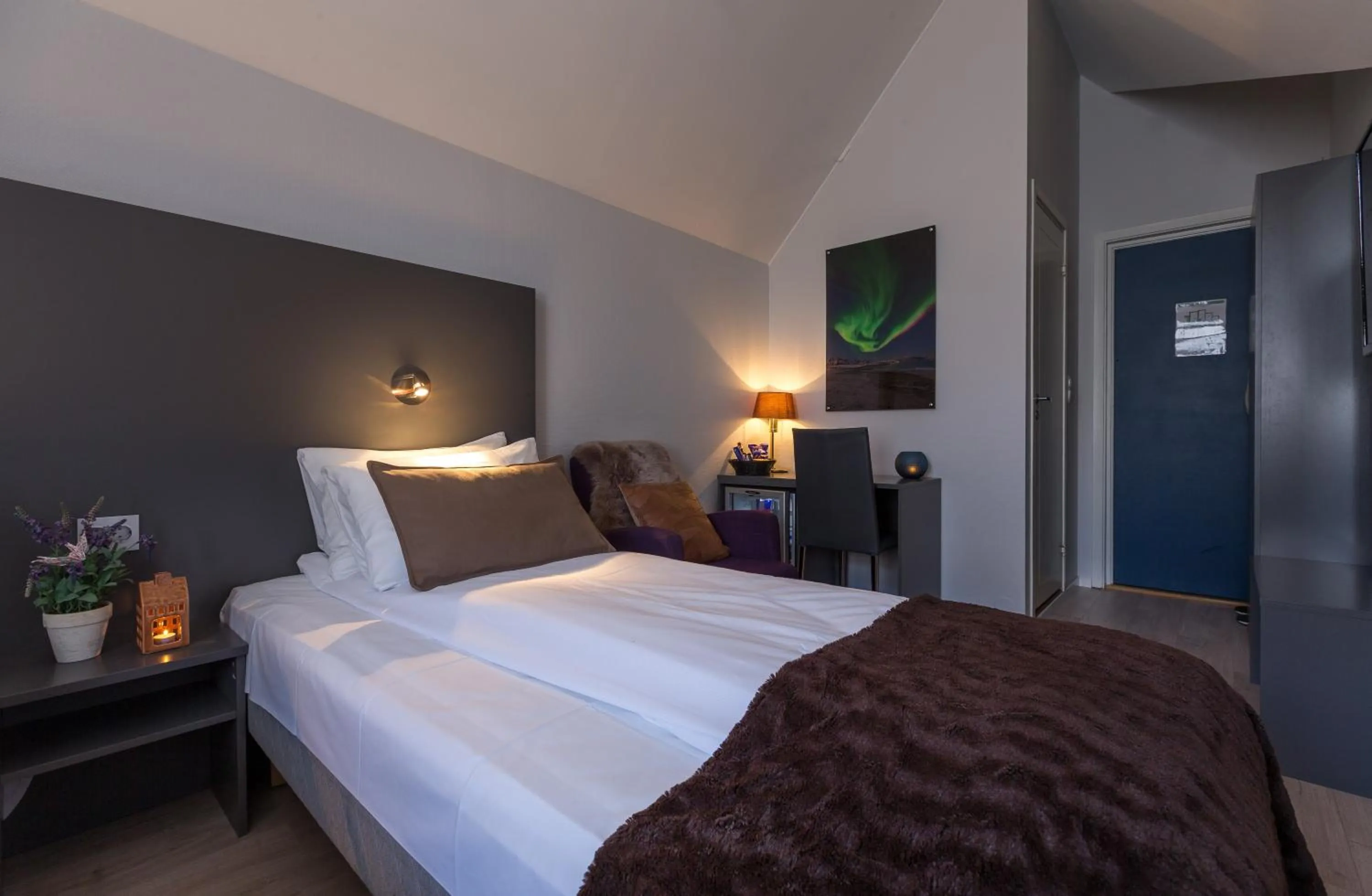 Bed in Enter Viking Hotel