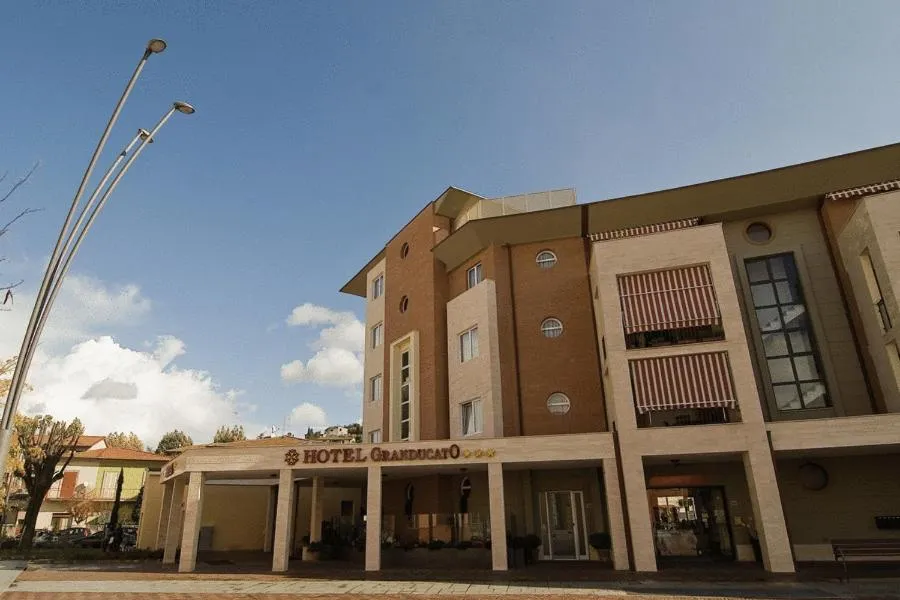 Property building in Hotel Granducato