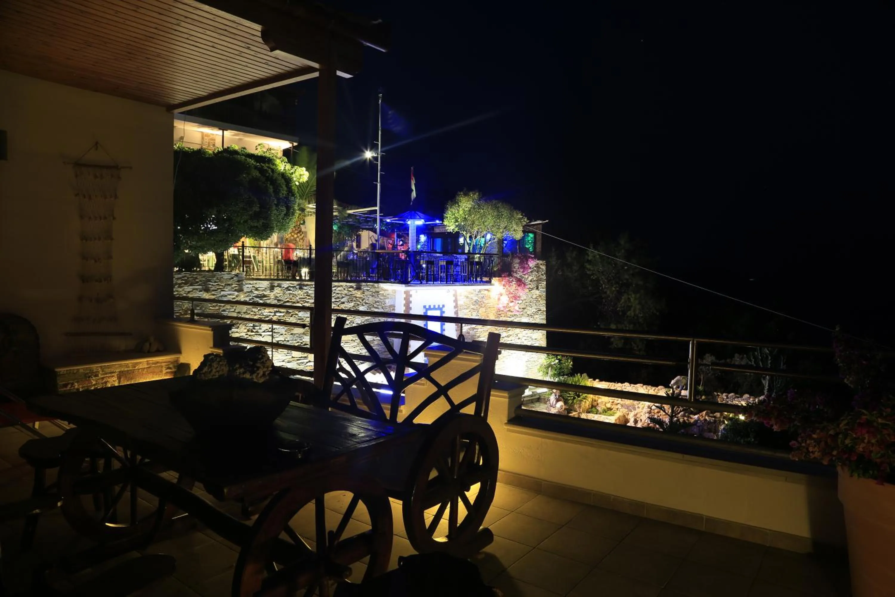 Food in Aegean Wave - Faros