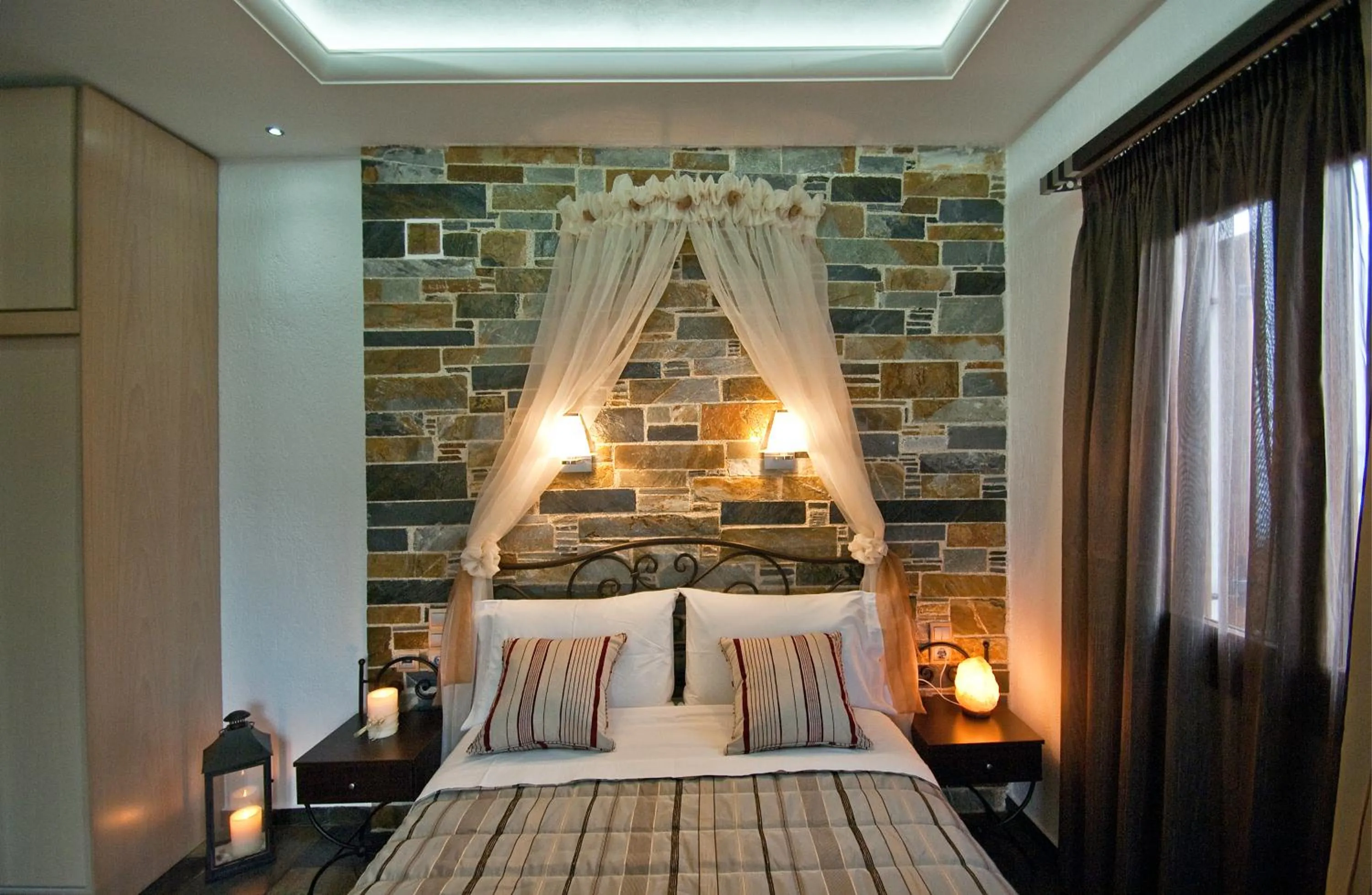 Bedroom, Bed in Aegean Wave - Faros