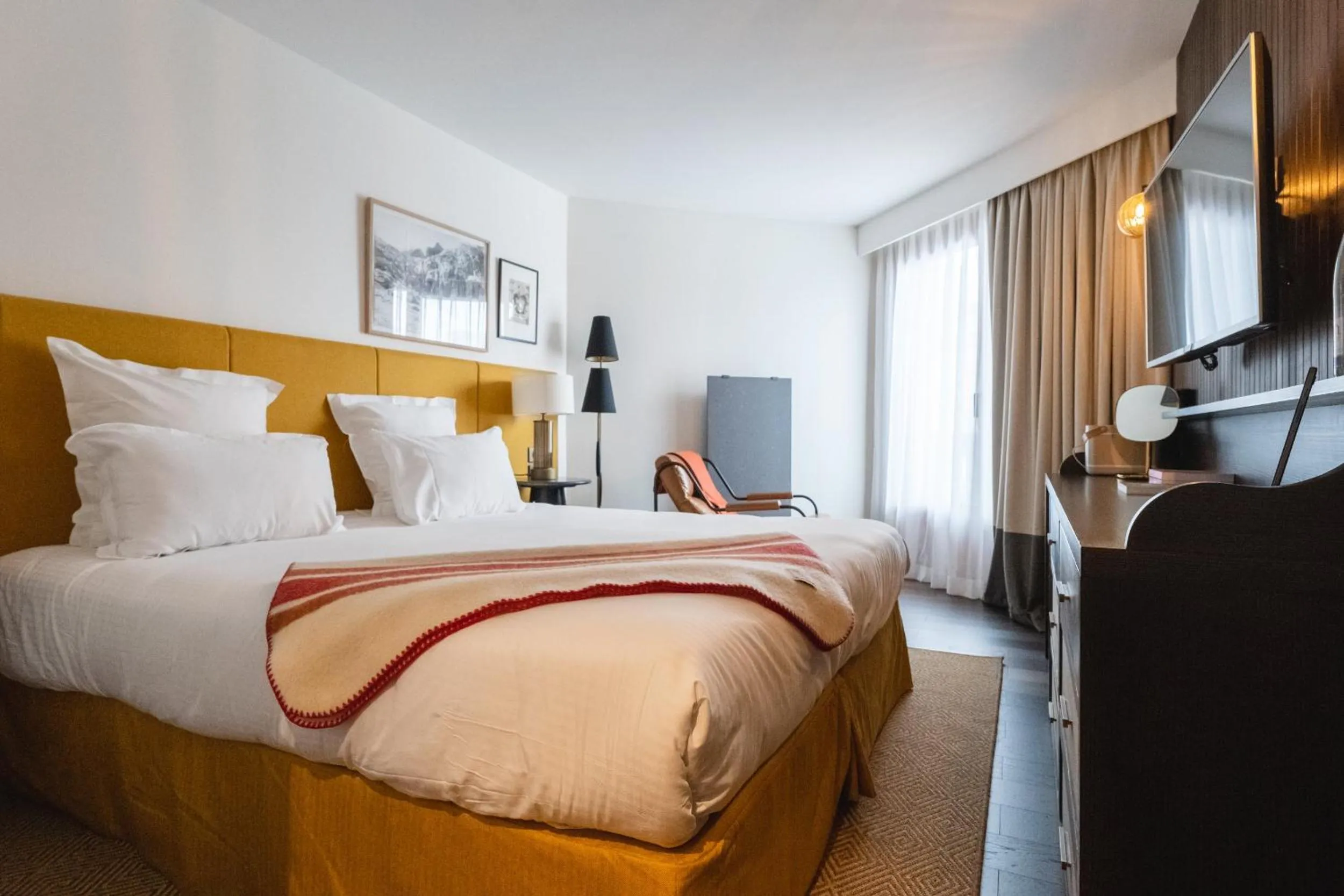 Photo of the whole room, Bed in Le Val Thorens, a Beaumier hotel