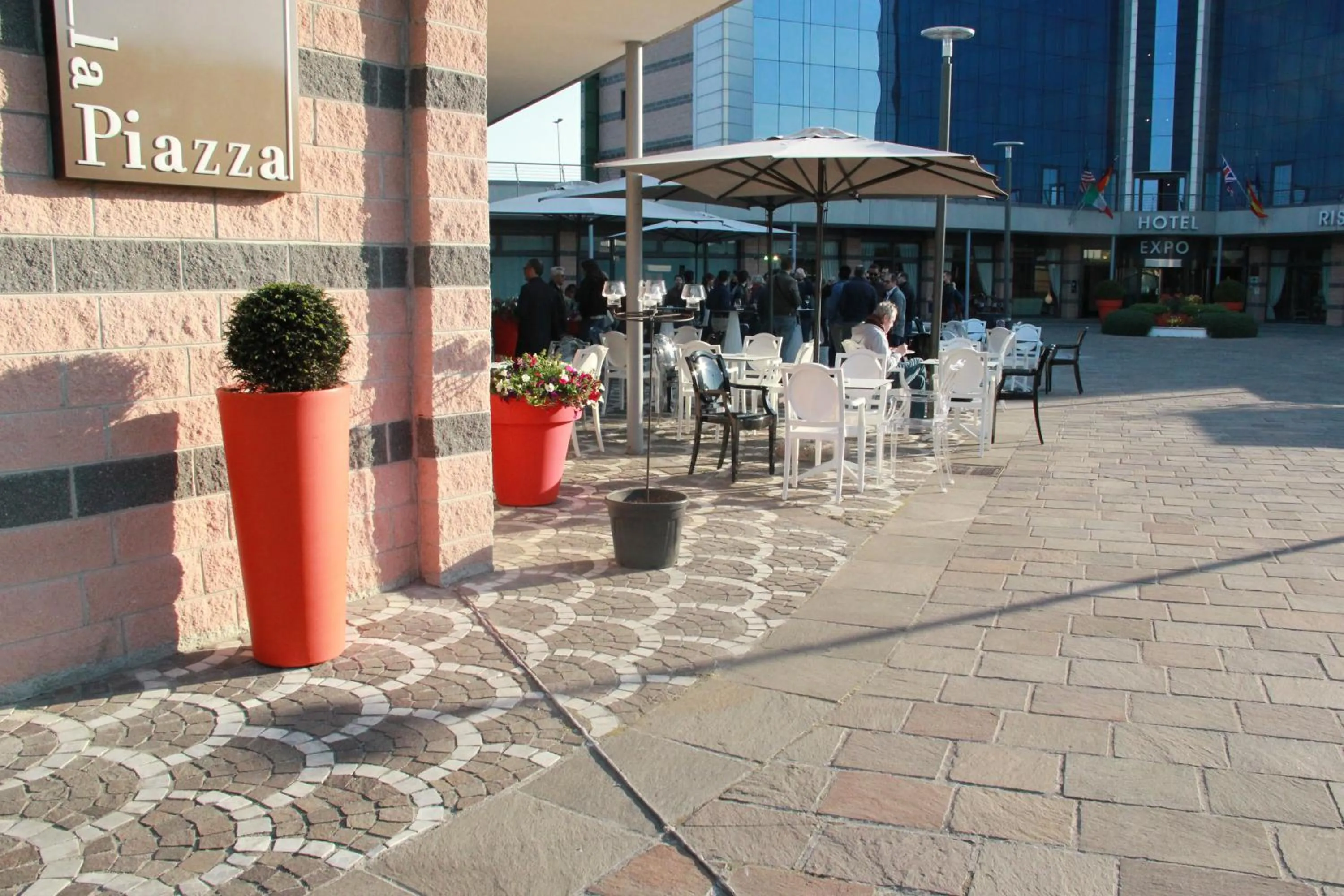 Property building in Best Western Plus Hotel Expo