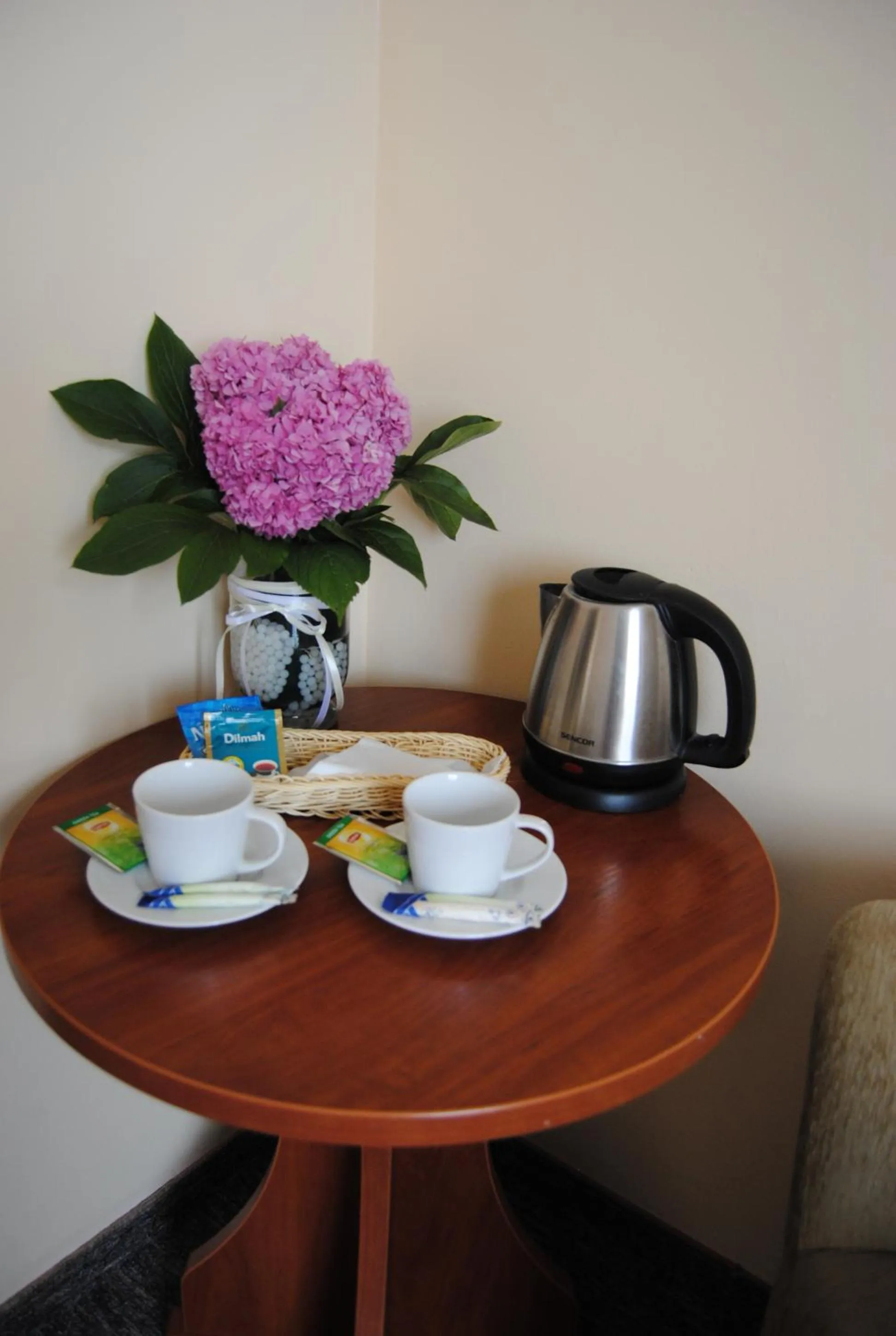 Coffee/tea facilities in Hotel pod Wierzba