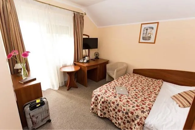 TV and multimedia, Bed in Hotel pod Wierzba