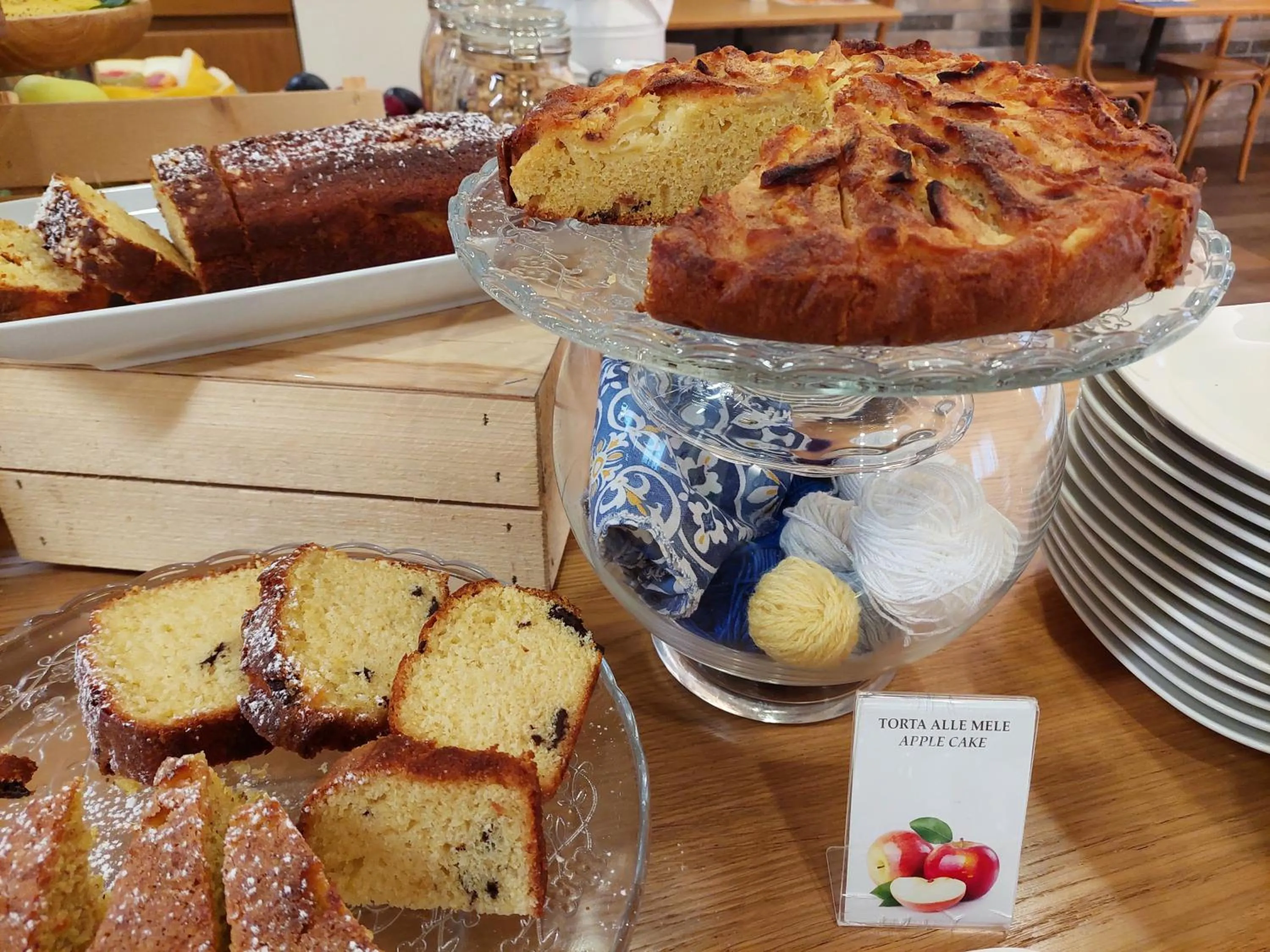 Buffet breakfast in Hotel Miramonti