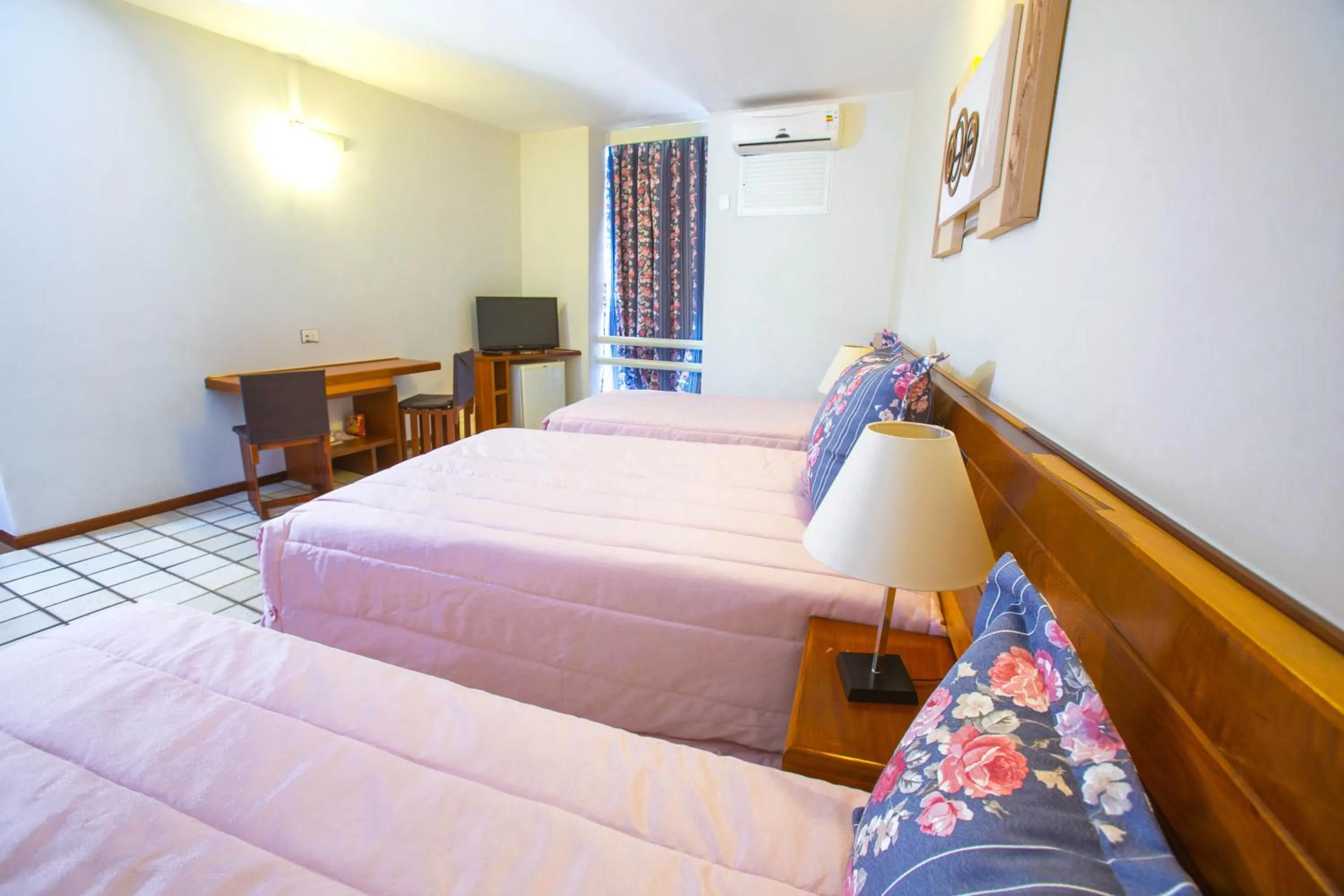 Bed in Falls Galli Hotel