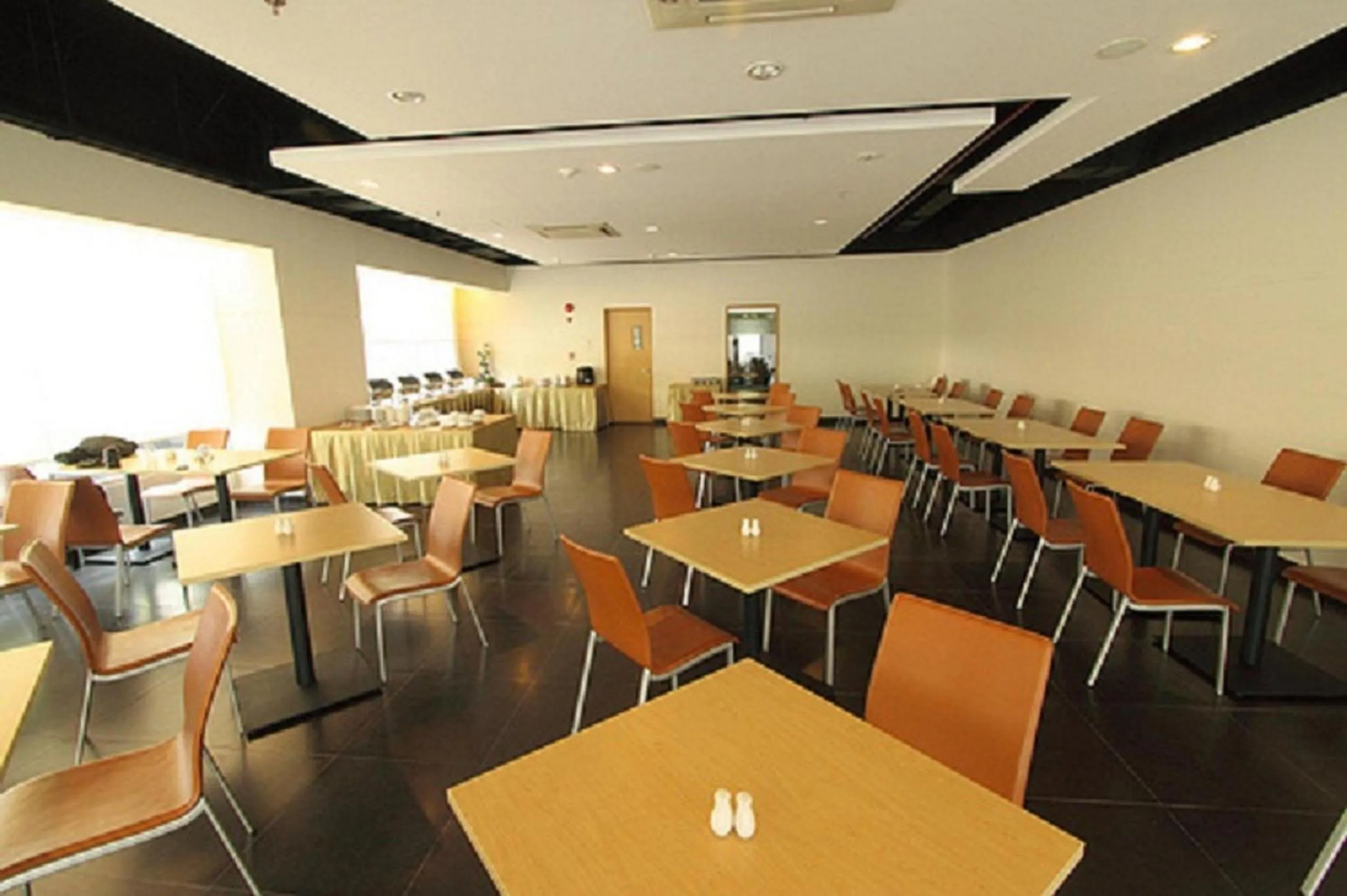 Restaurant/places to eat in Triniti Hotel Jakarta