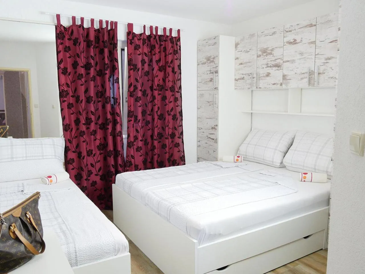 Apartments-Novalja-Zrce