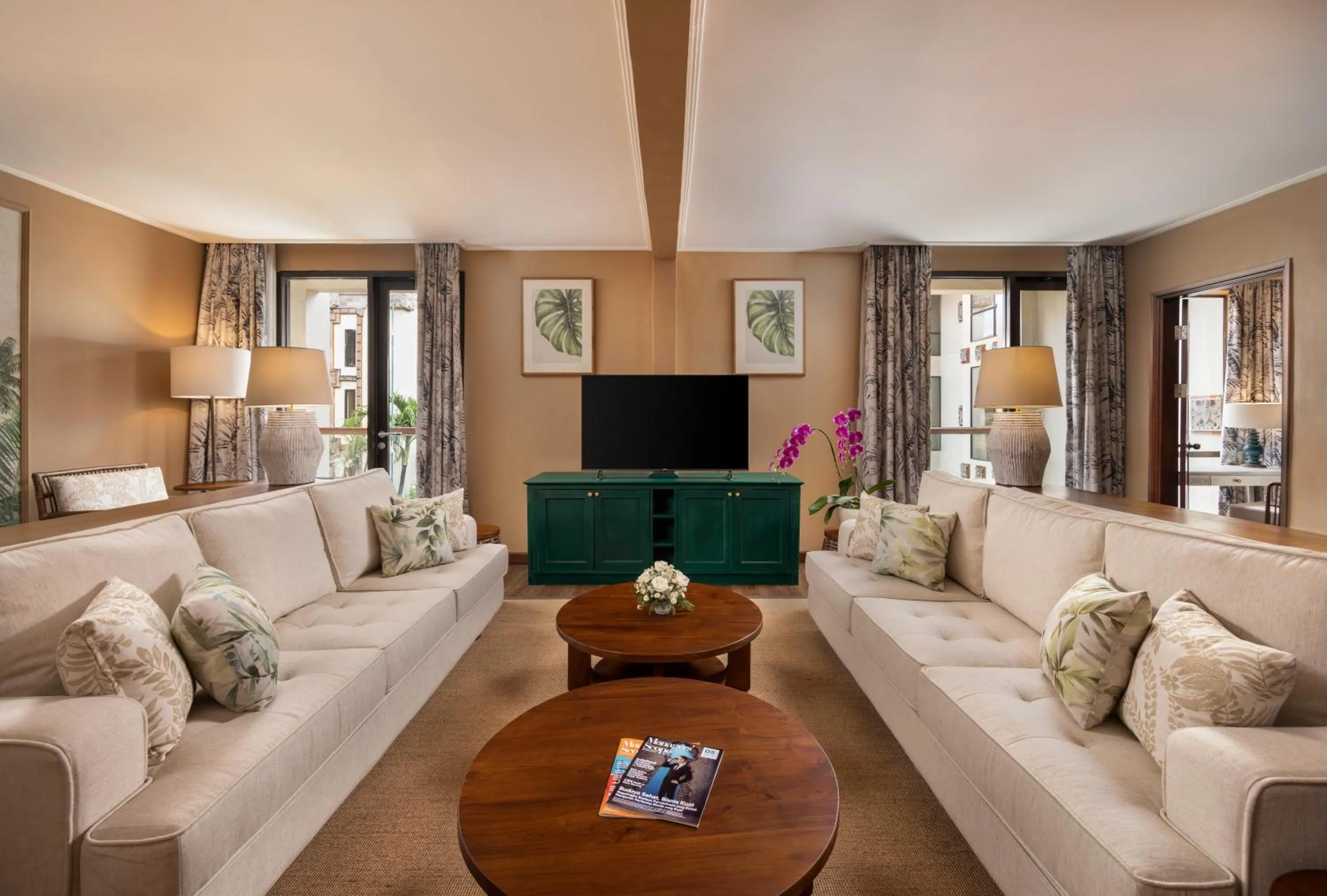 Living room in Prime Plaza Hotel Sanur – Bali