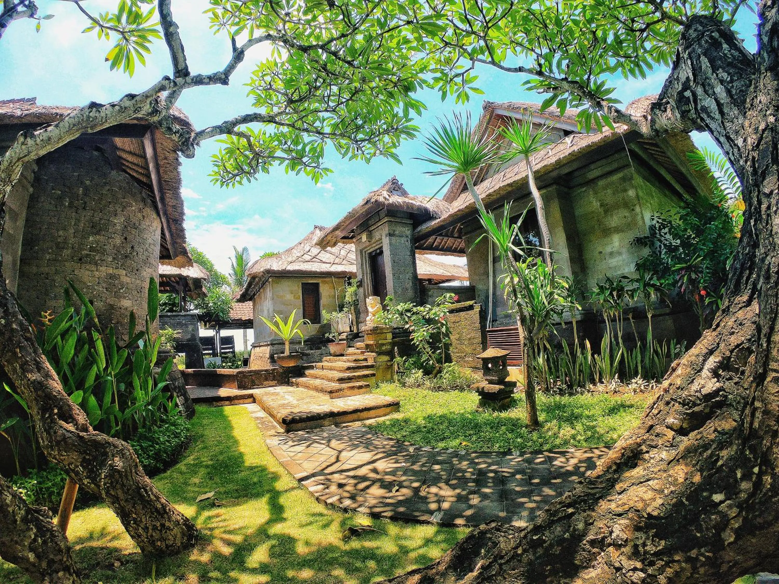 Garden view in Grand Balisani Suites Hotel