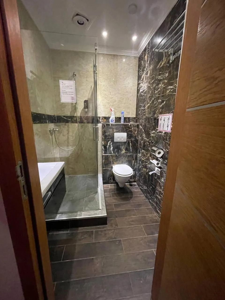 Bathroom in C&S Hotel