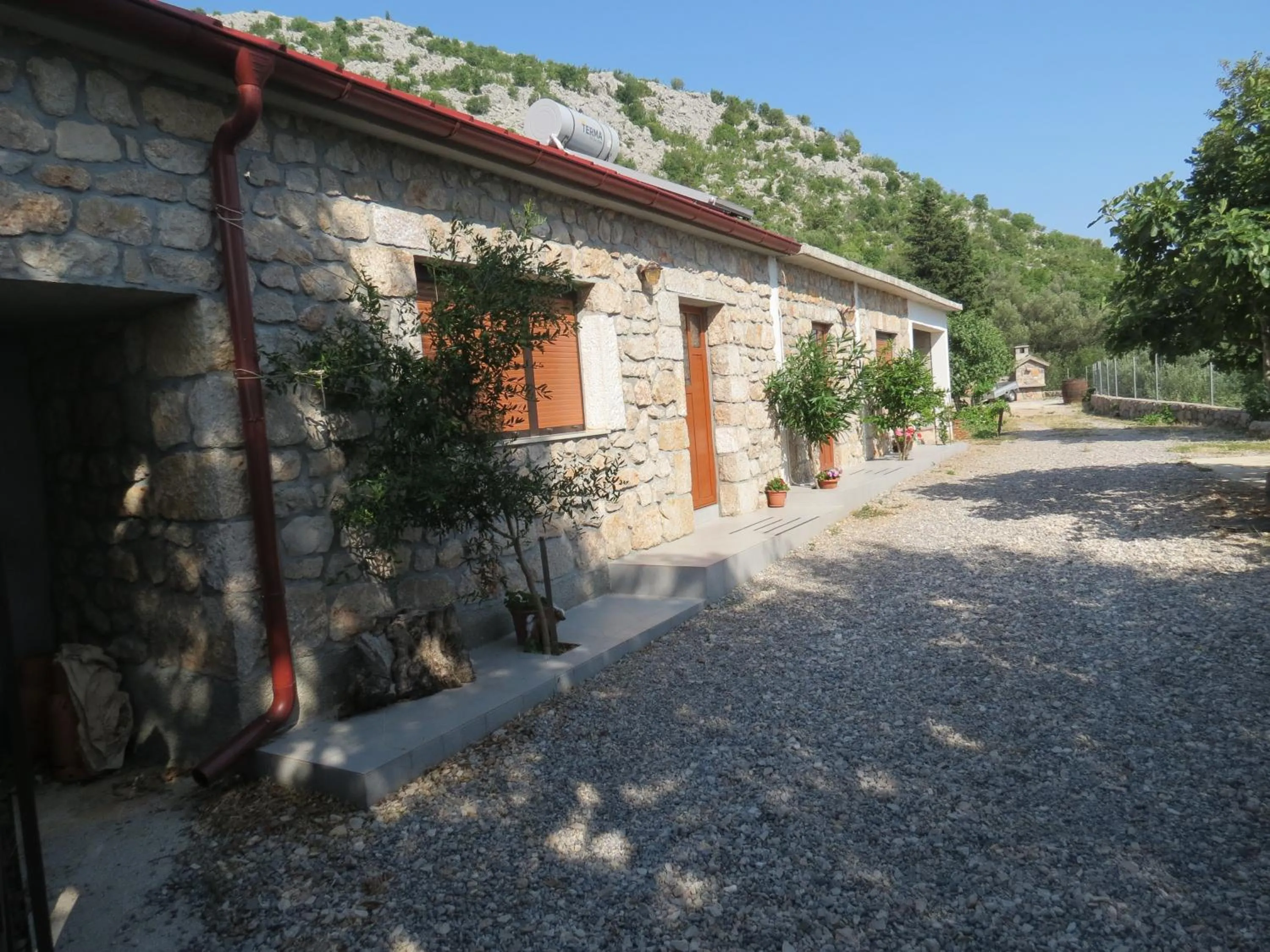 Property building in Holiday Home Milovci