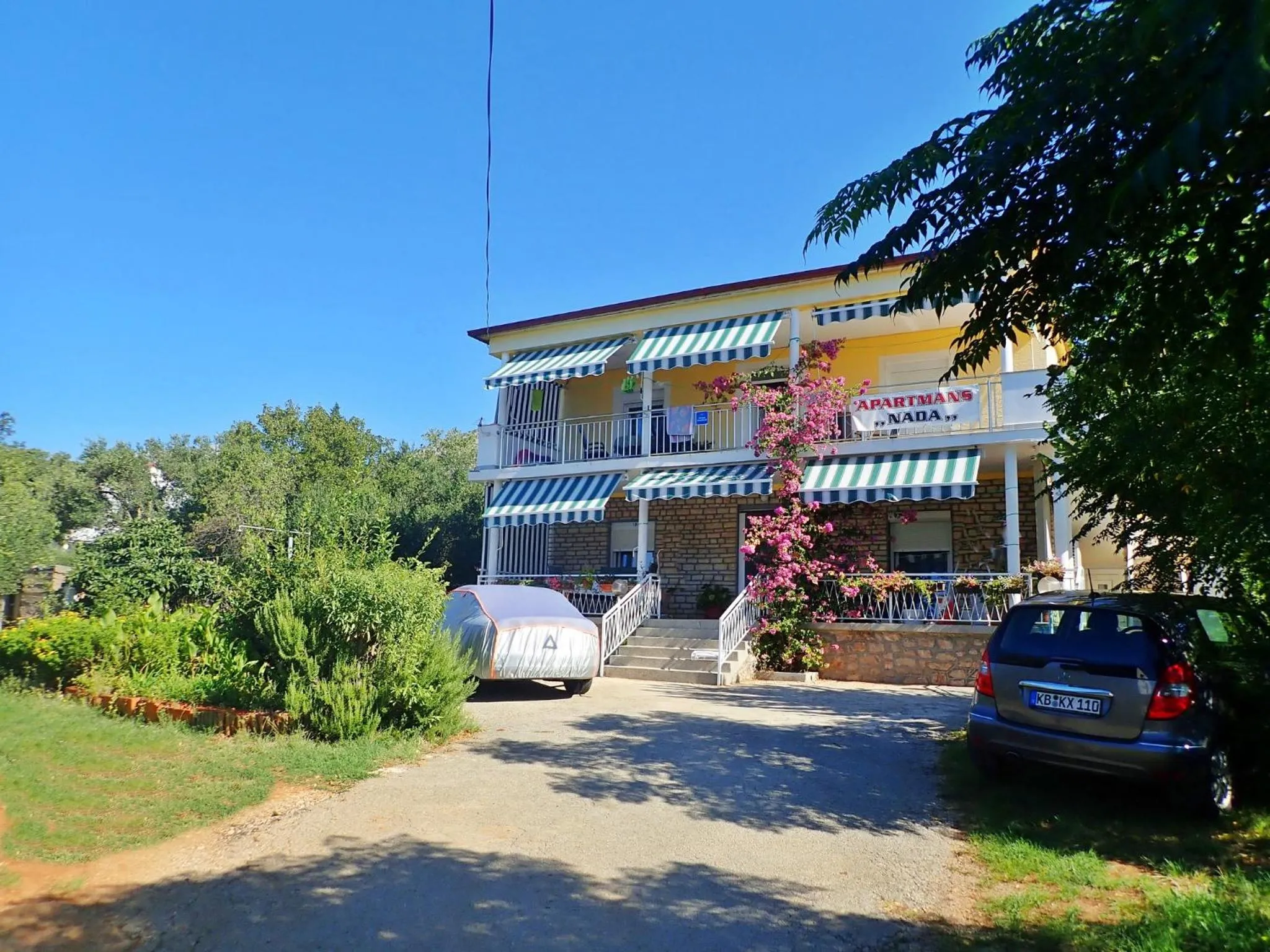Apartments Nada