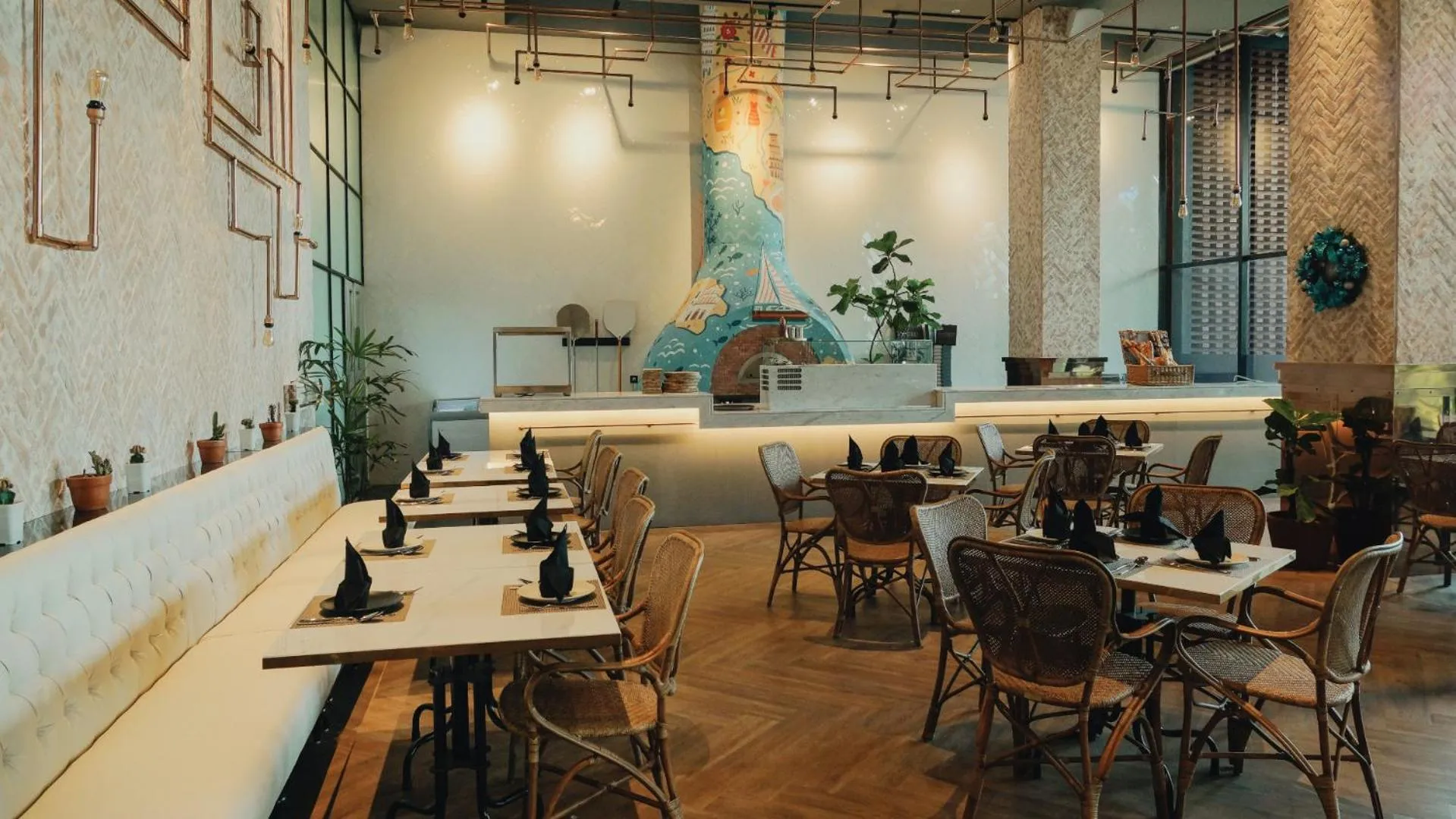 Restaurant/places to eat in Akmani Hotel Jakarta