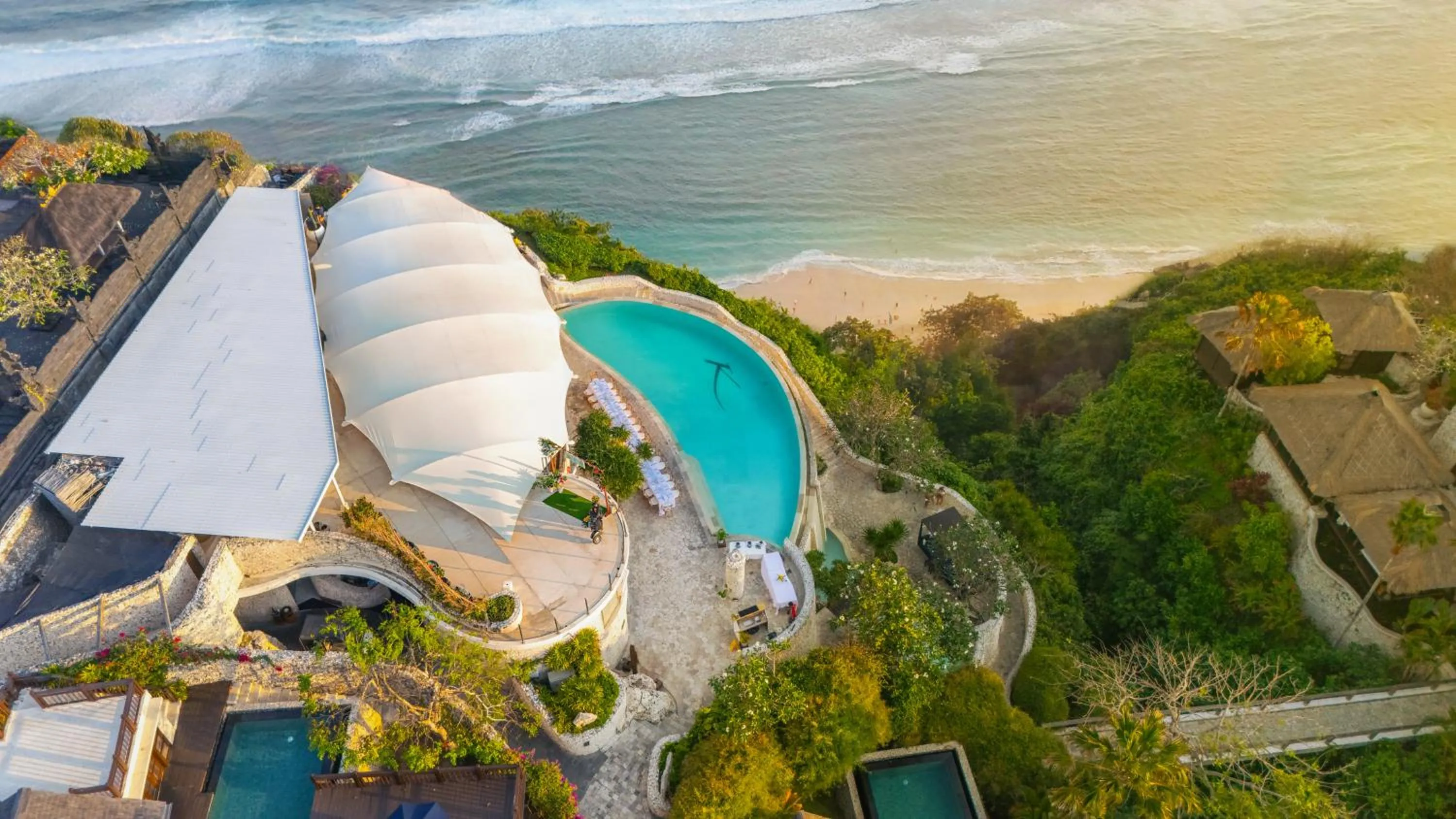 Restaurant/places to eat in Karma Kandara