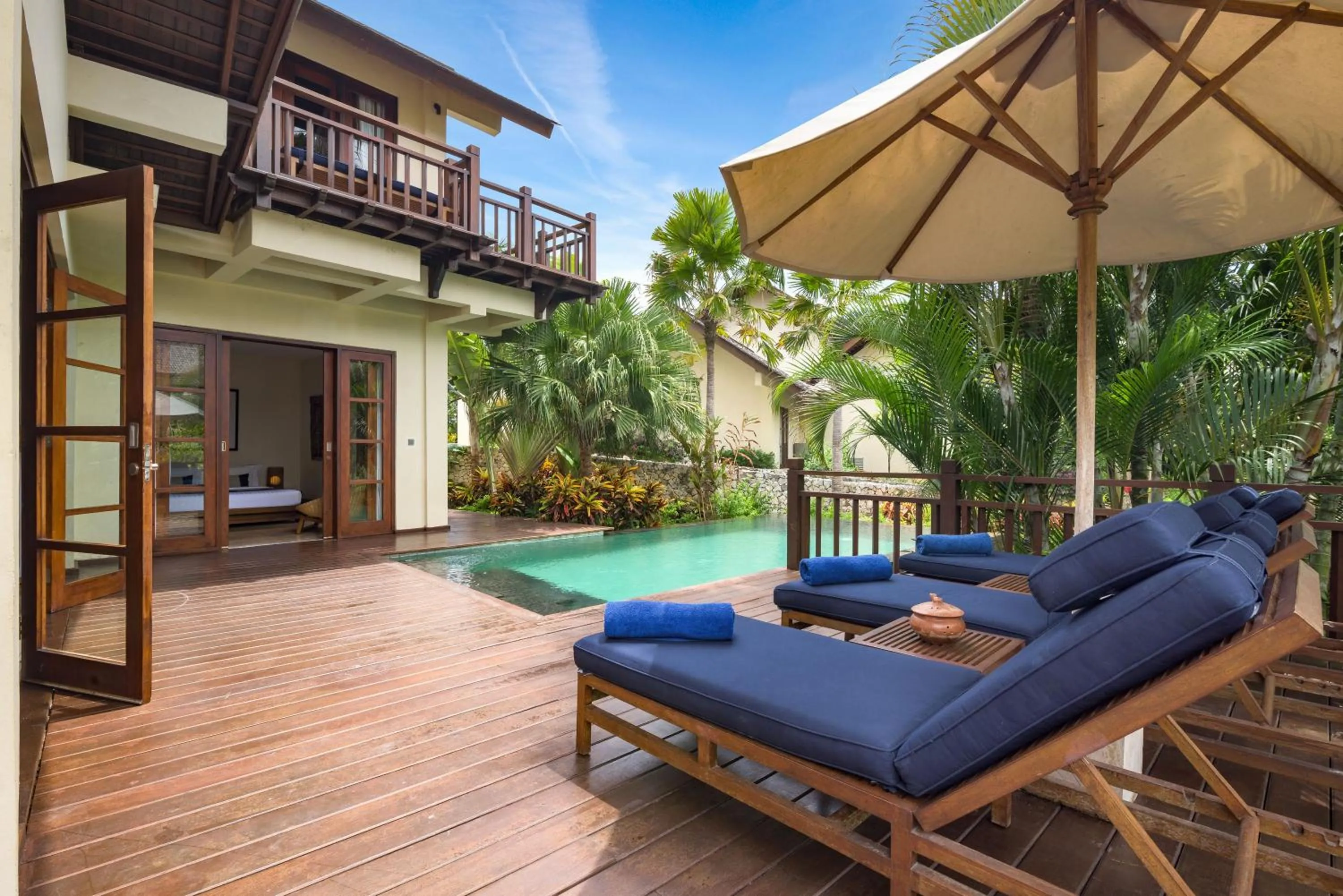 Pool view in Karma Kandara