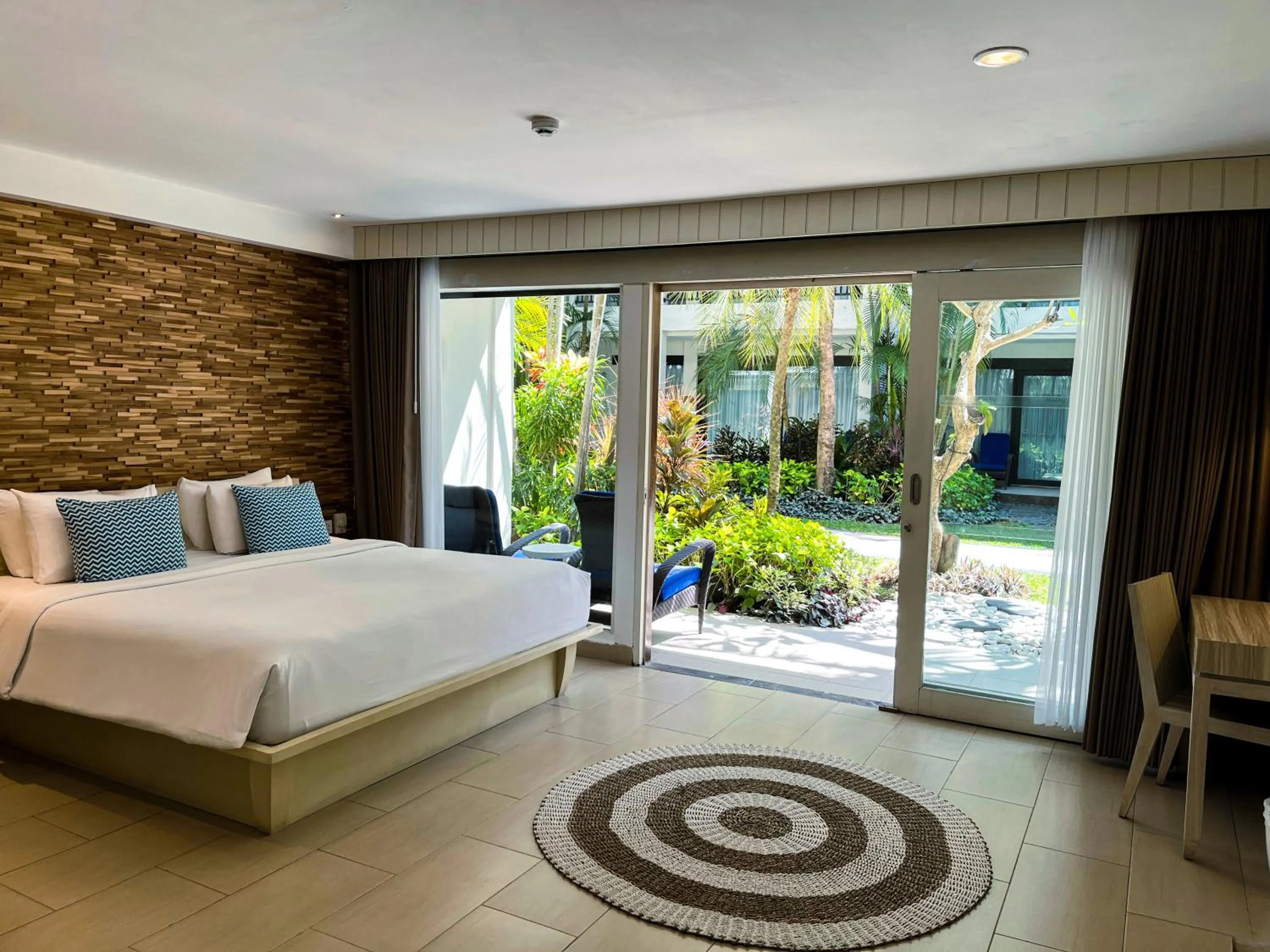 Bed in Away Bali Legian Camakila