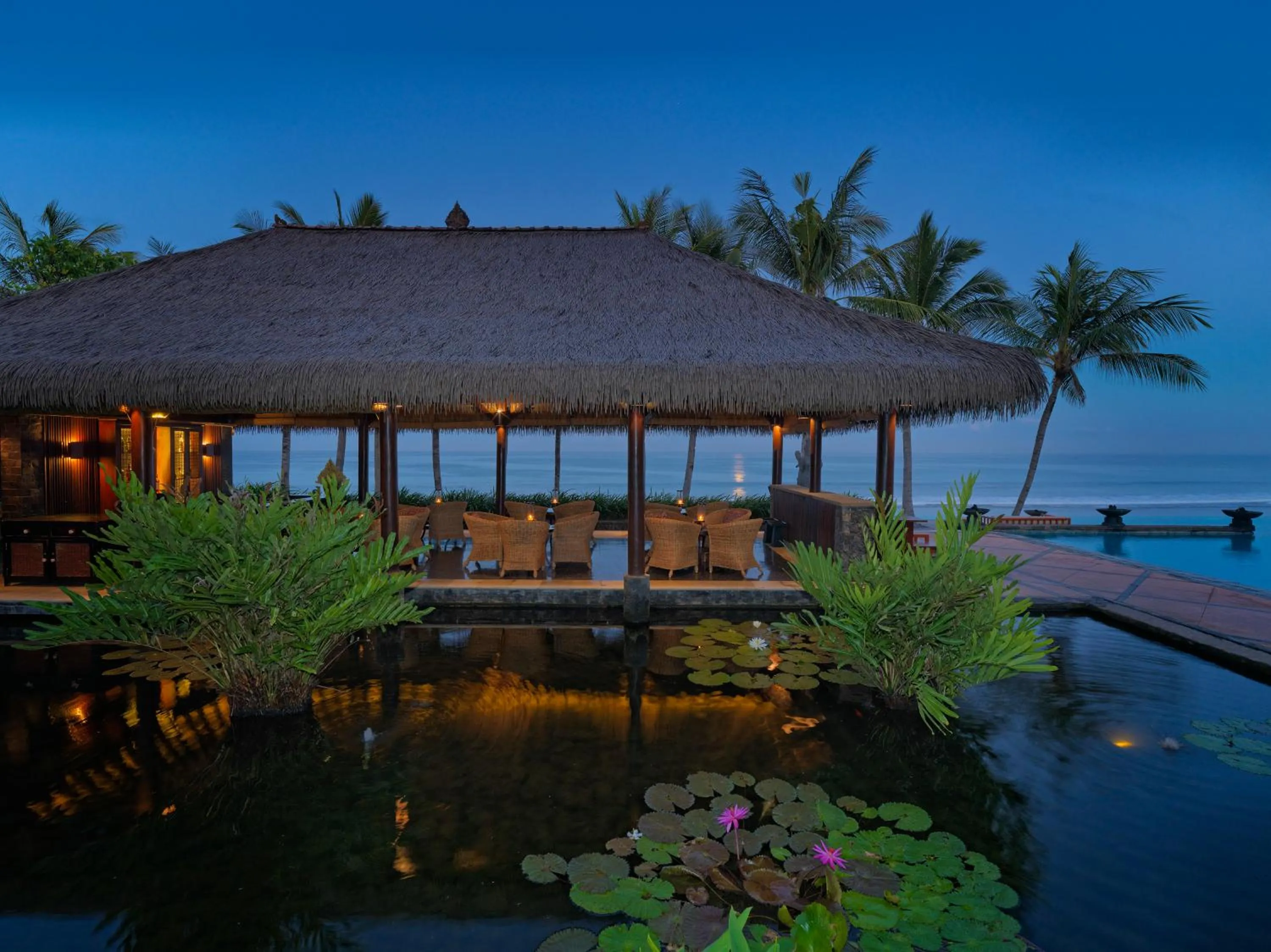 Lounge or bar in The Legian Seminyak, Bali