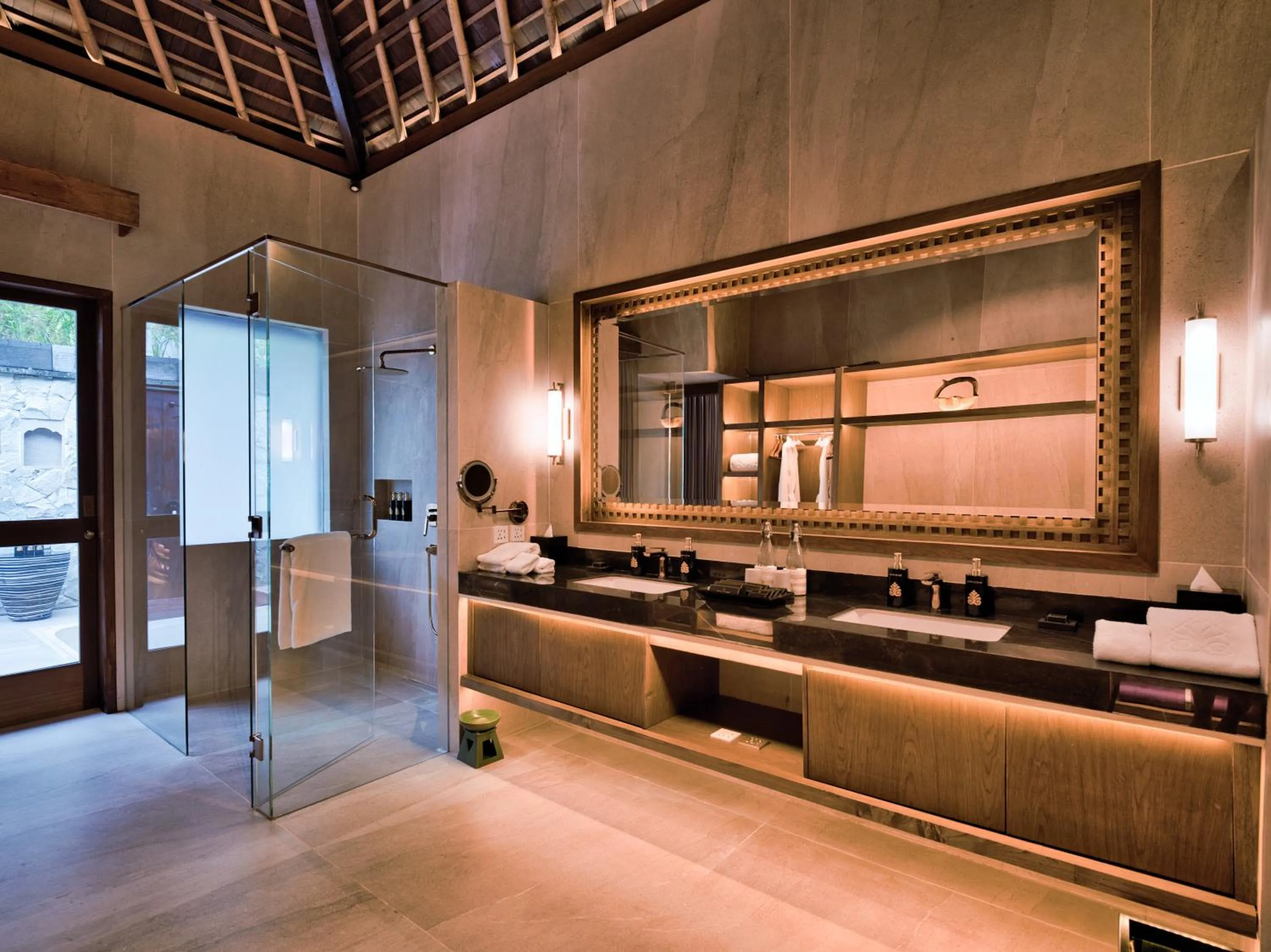 Bathroom in Hanging Gardens of Bali