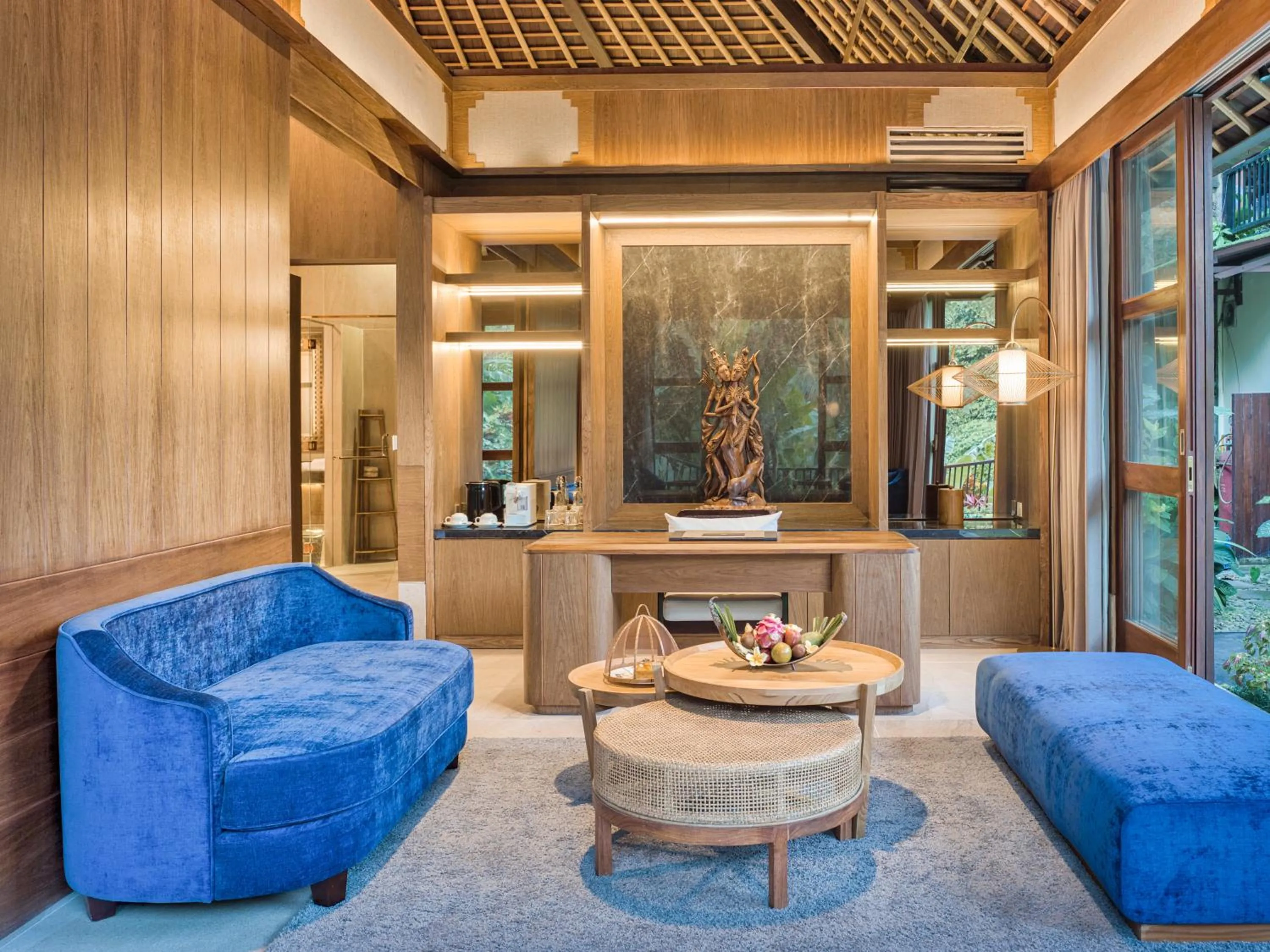 Living room in Hanging Gardens of Bali