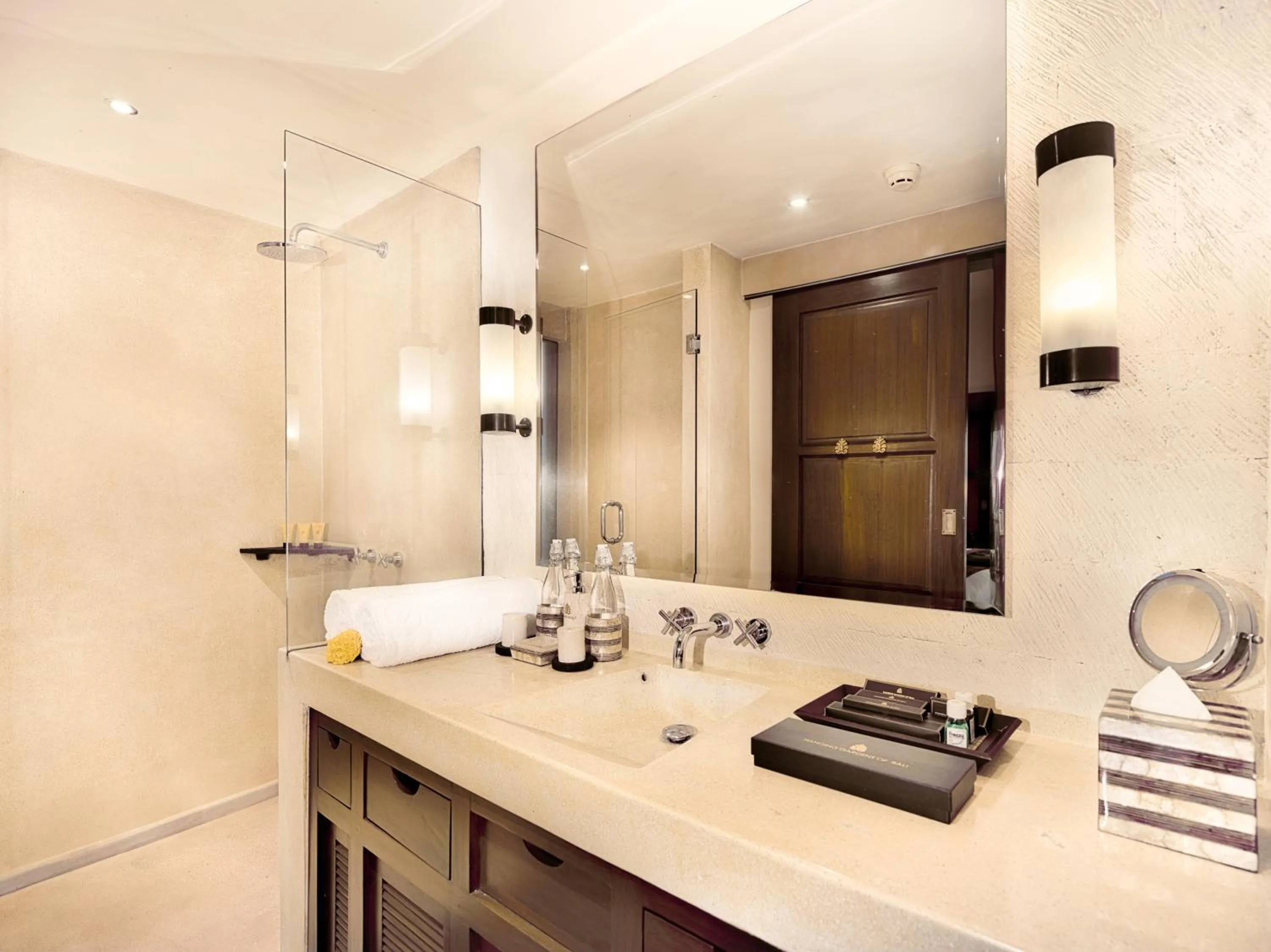 Bathroom in Hanging Gardens of Bali