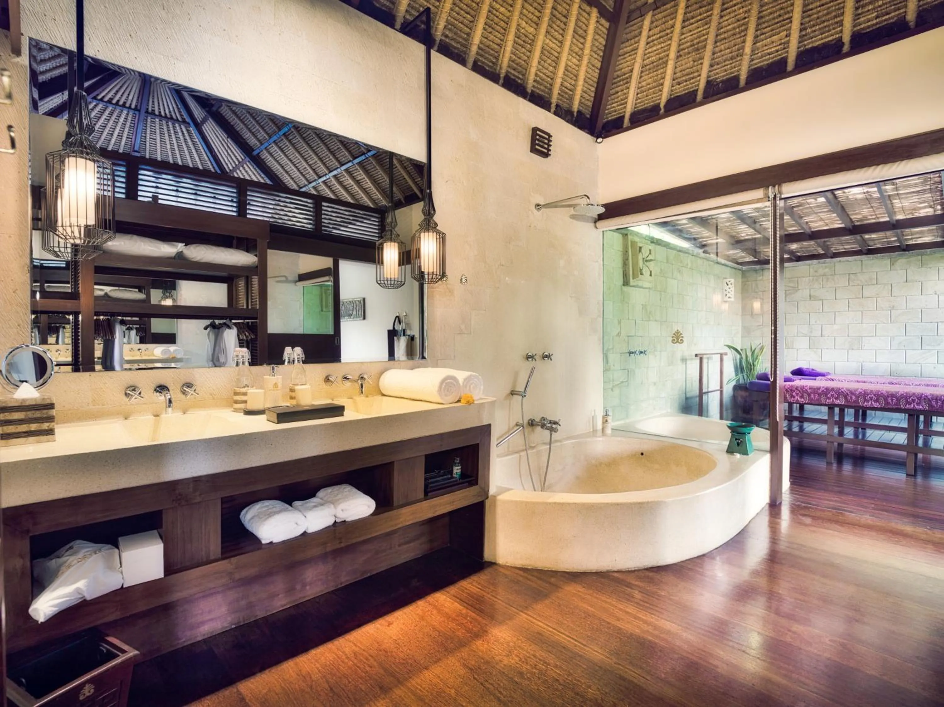Bathroom in Hanging Gardens of Bali