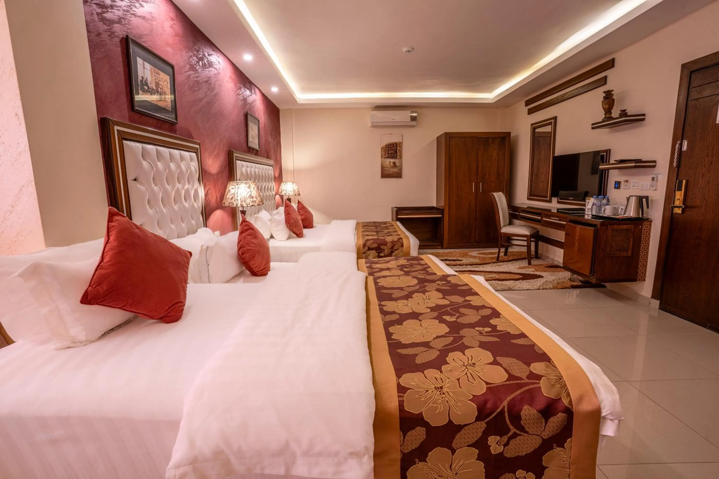 Photo of the whole room, Bed in P Quattro Relax Hotel