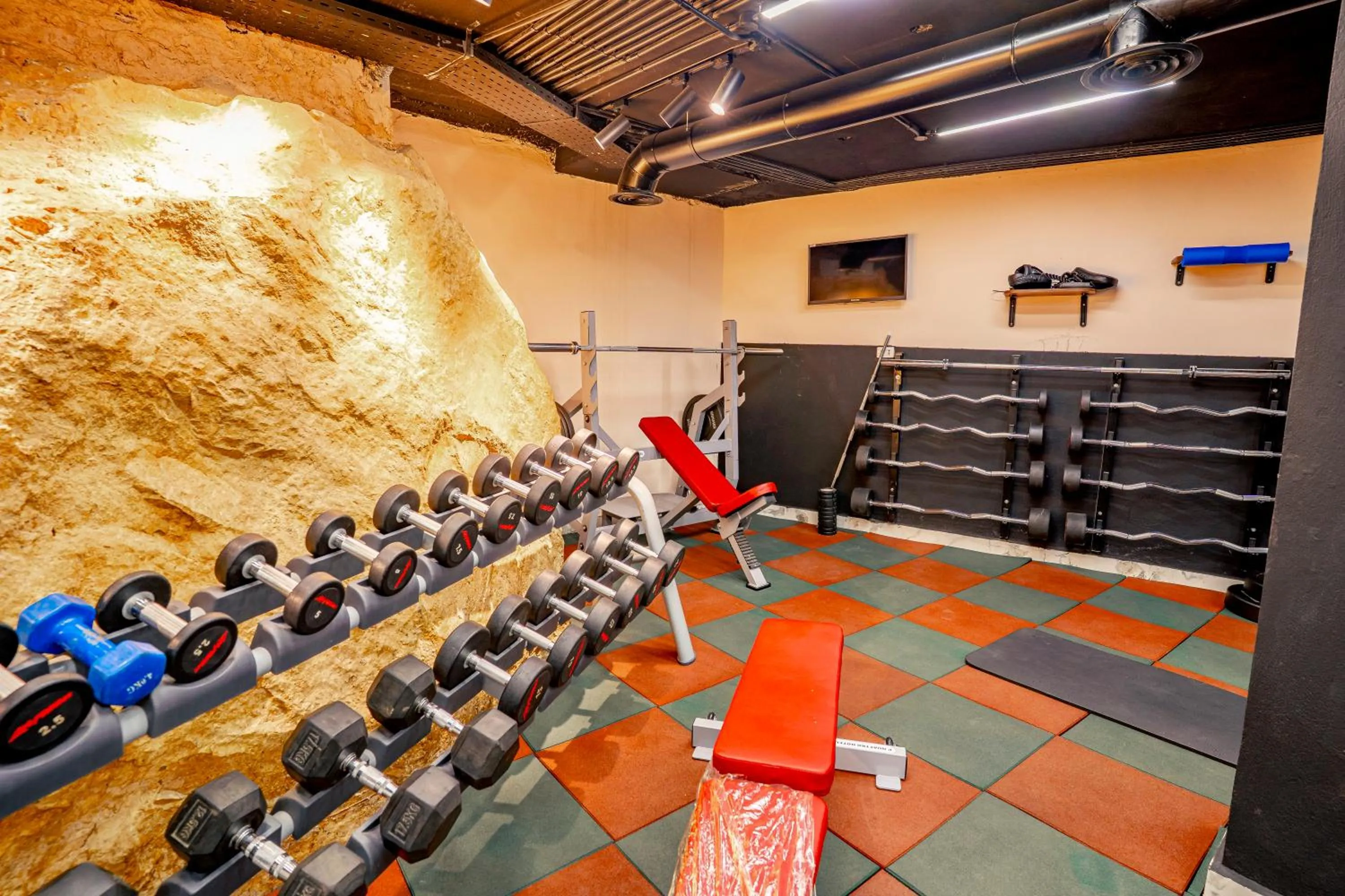 Fitness centre/facilities in P Quattro Relax Hotel
