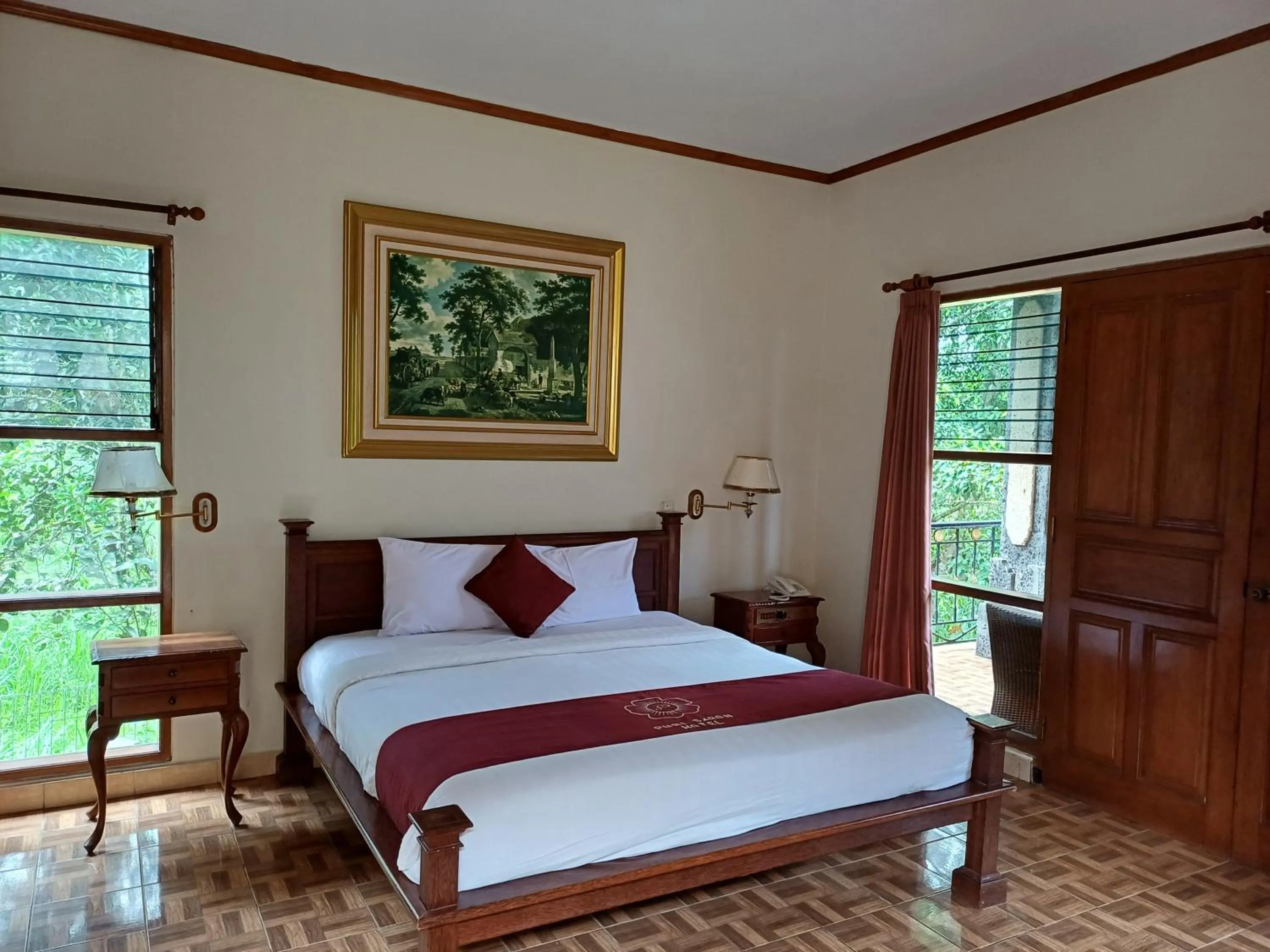 Bedroom, Bed in Puri Saron Hotel Madangan - Gianyar